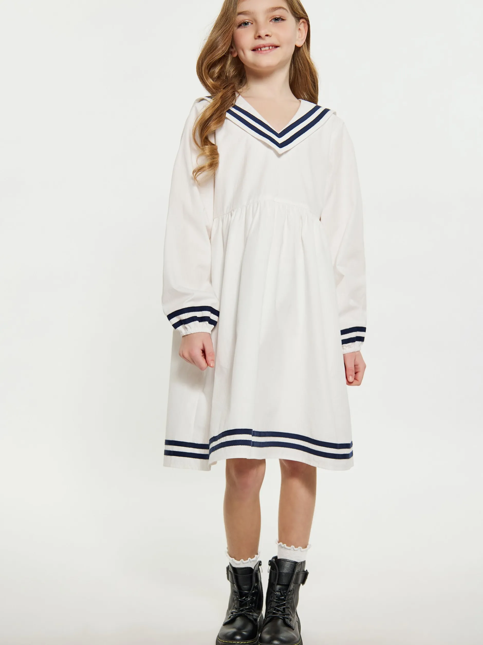 Dreimaster Mädchen (Kids) Kleid in weiß - Länge: mittel