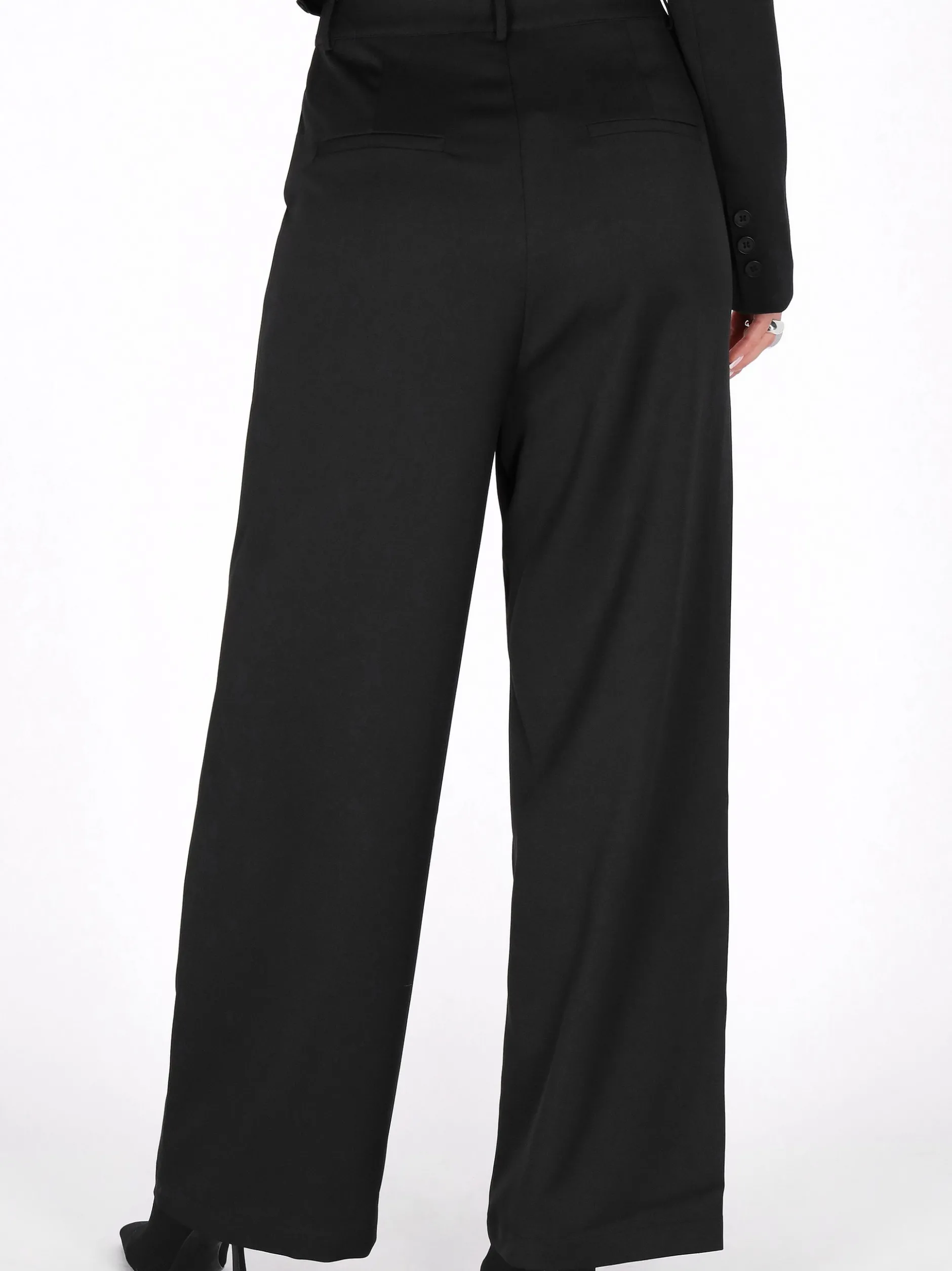 Faina Damen Hose in schwarz
