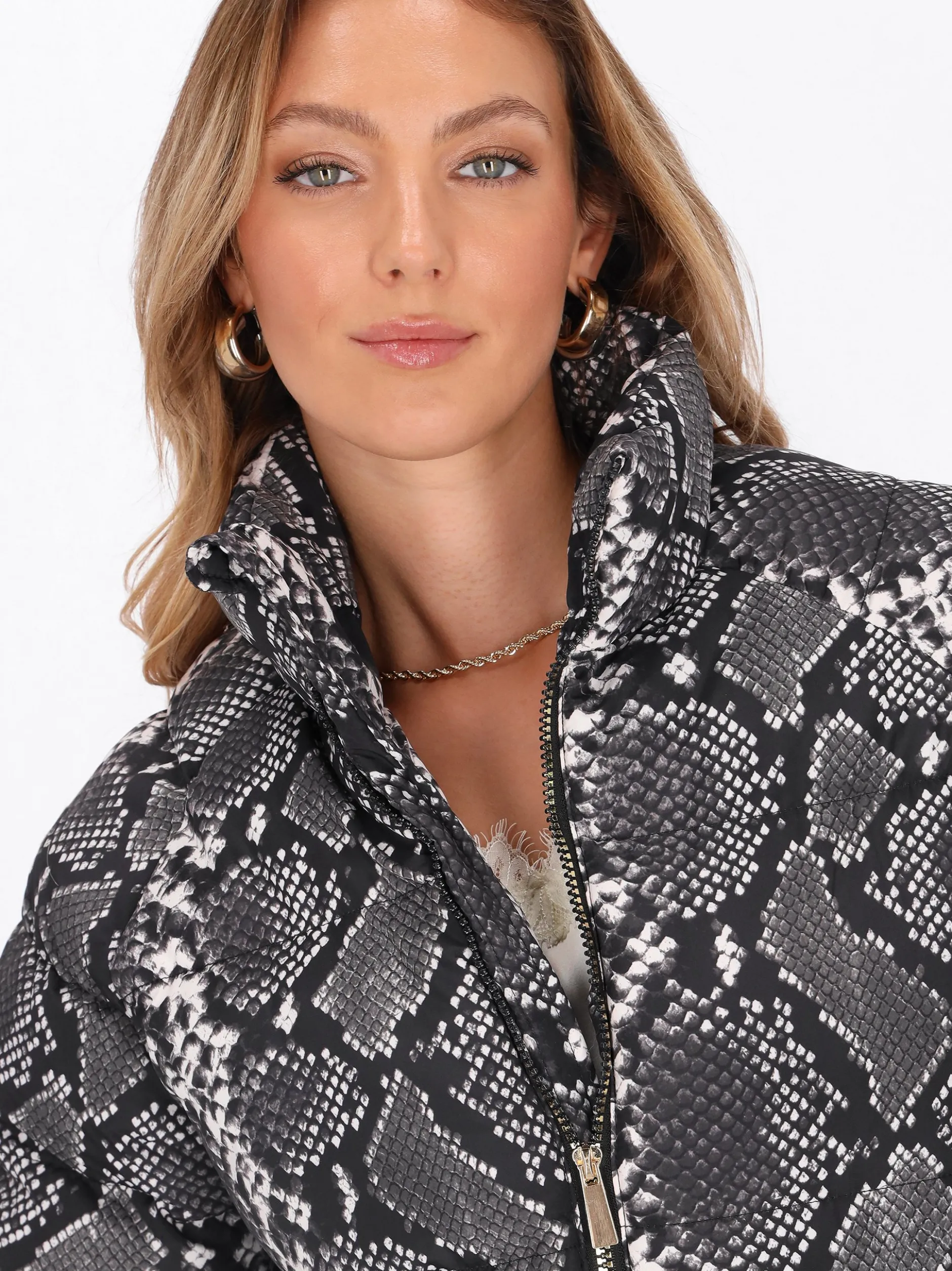 Faina Damen Jacke in mehrfarbig