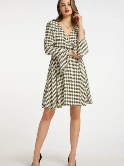 Faina Damen Kleid in weiß - Ausschnitt: V-Ausschnitt