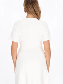 Faina Damen Kleid in weiß - Ausschnitt: Rundhals