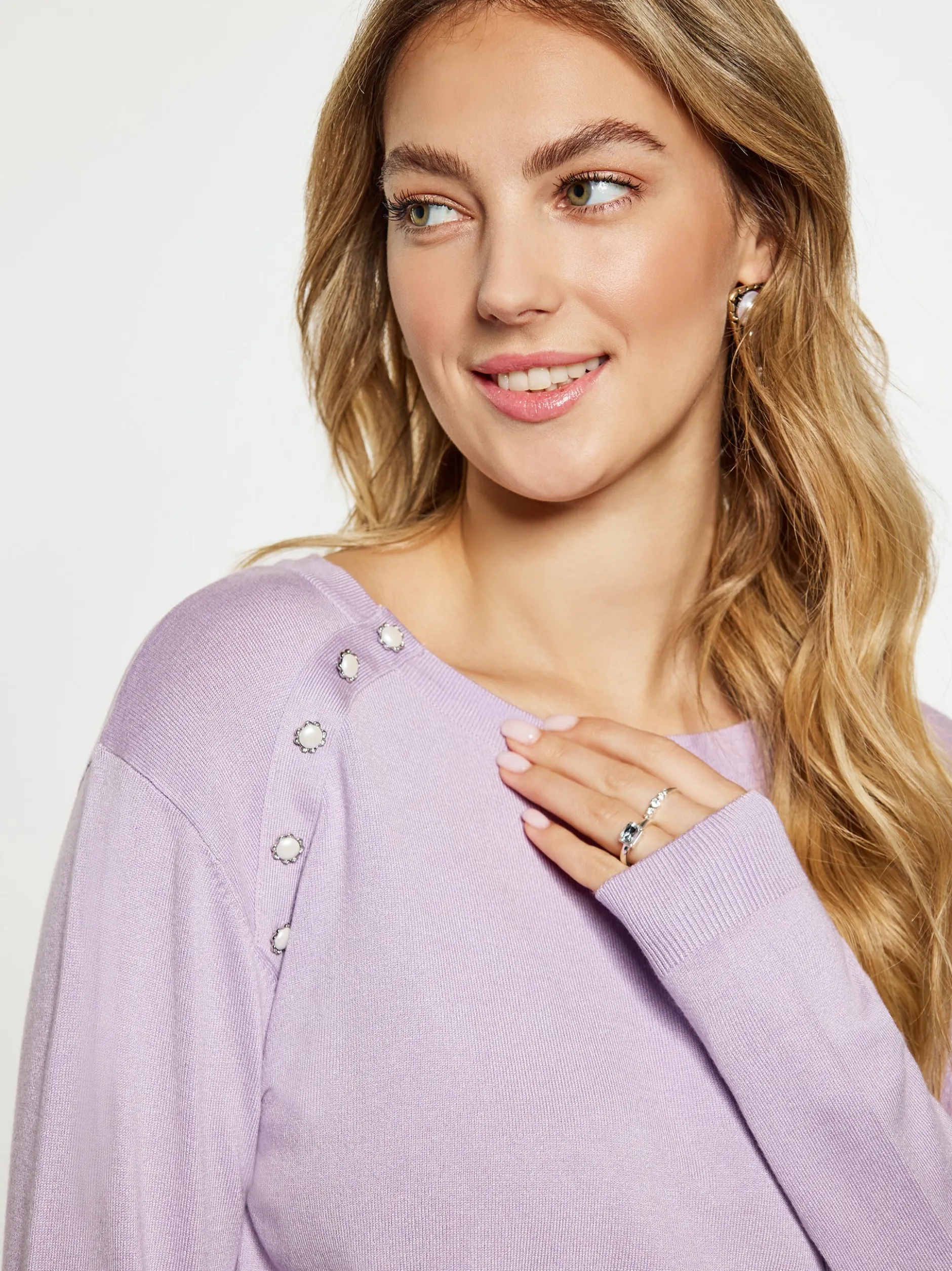 Faina Damen Pullover in lila - Ausschnitt: Rundhals