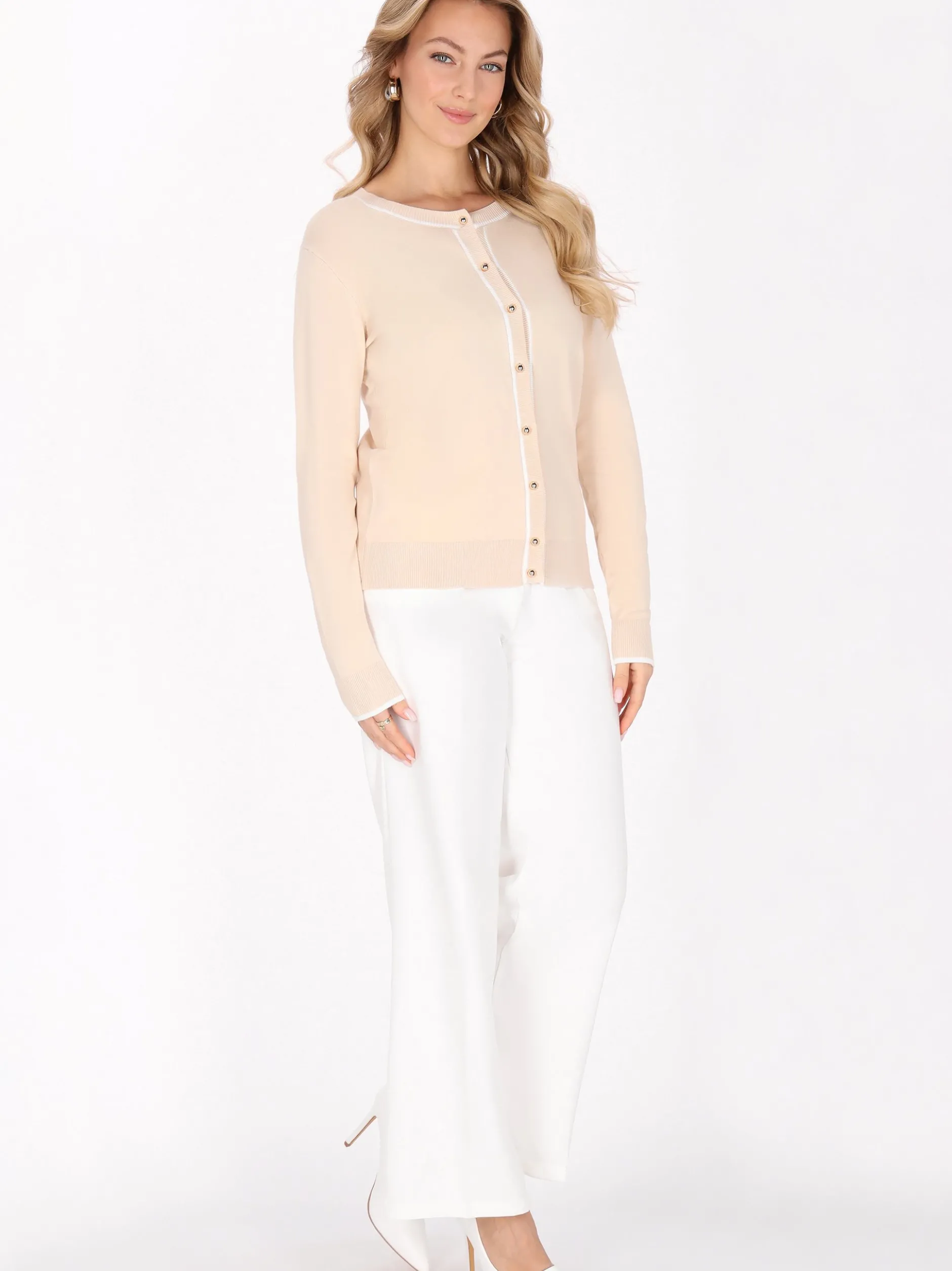 Faina Damen Strickjacke in beige - Ausschnitt: Rundhals