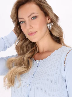 Faina Damen Strickjacke in blau - Ausschnitt: Rundhals