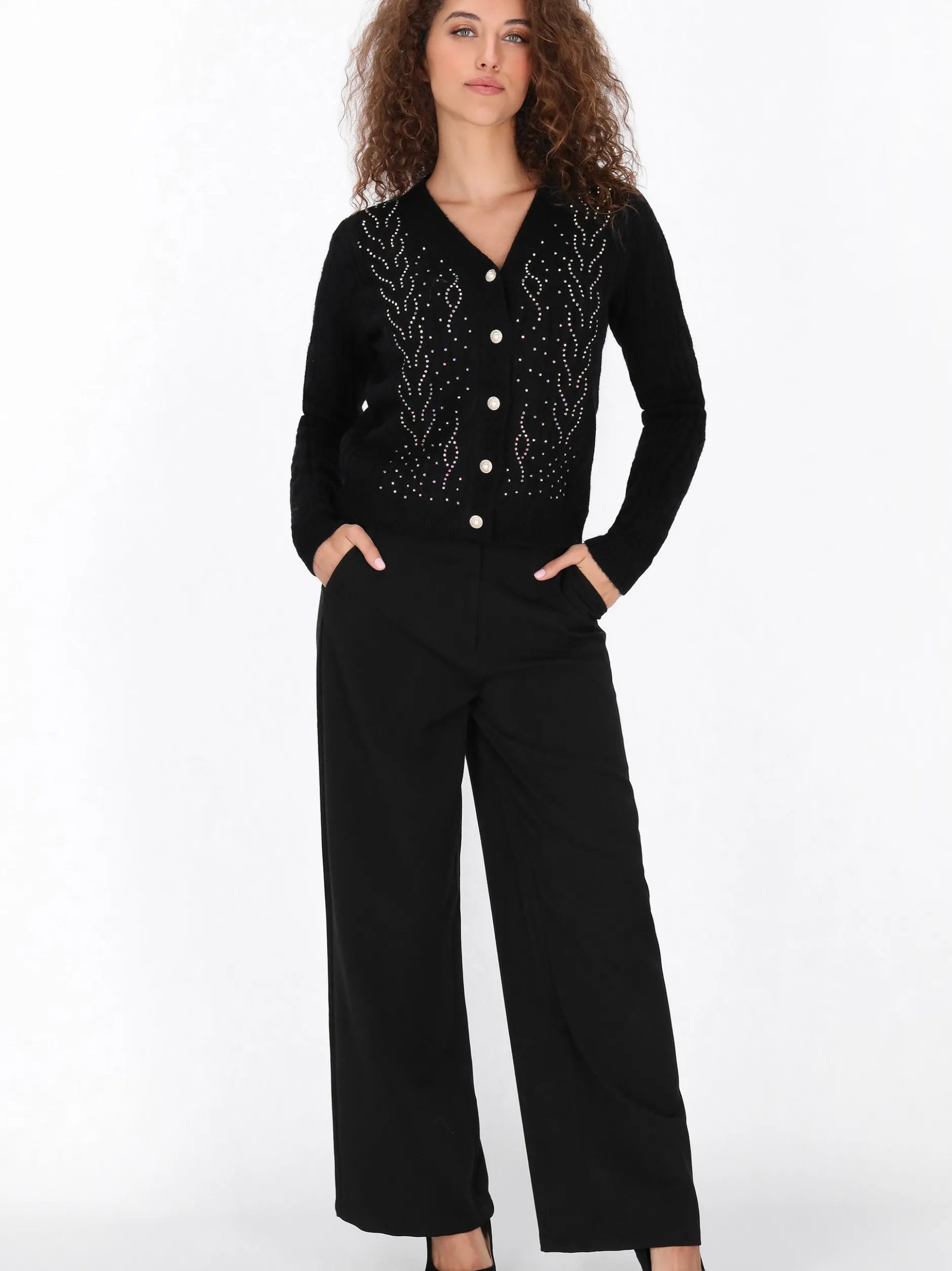 Faina Damen Strickjacke in schwarz
