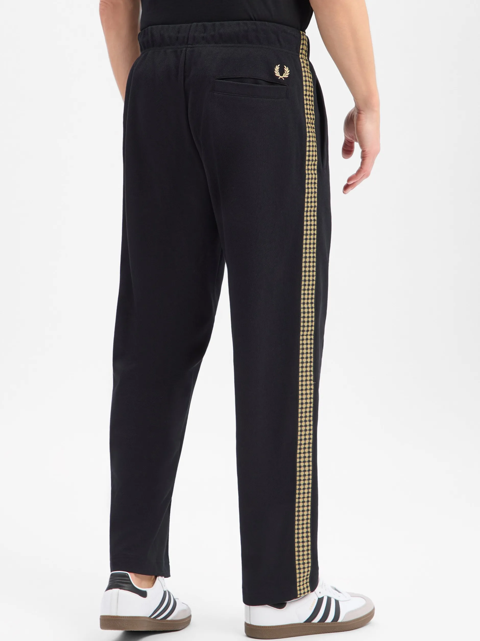 Fred Perry Herren Sweathose in marine gelb