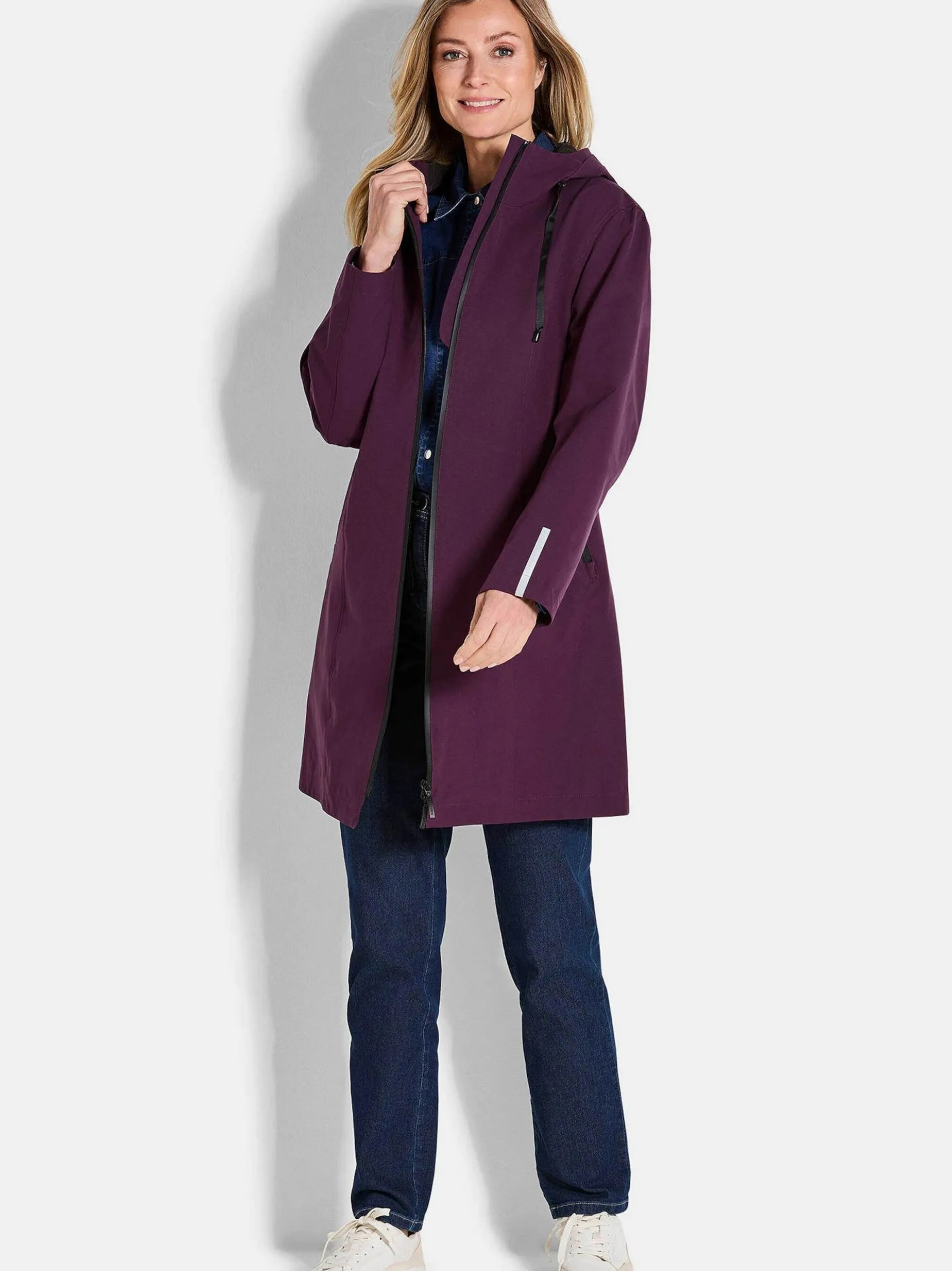 Goldner Damen Funktionsjacken in aubergine