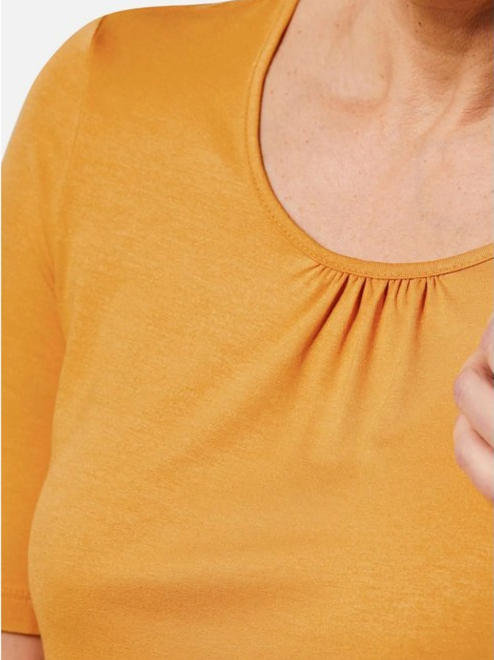 Goldner Damen Kurzarm-Shirts - Kurzgröße in mais