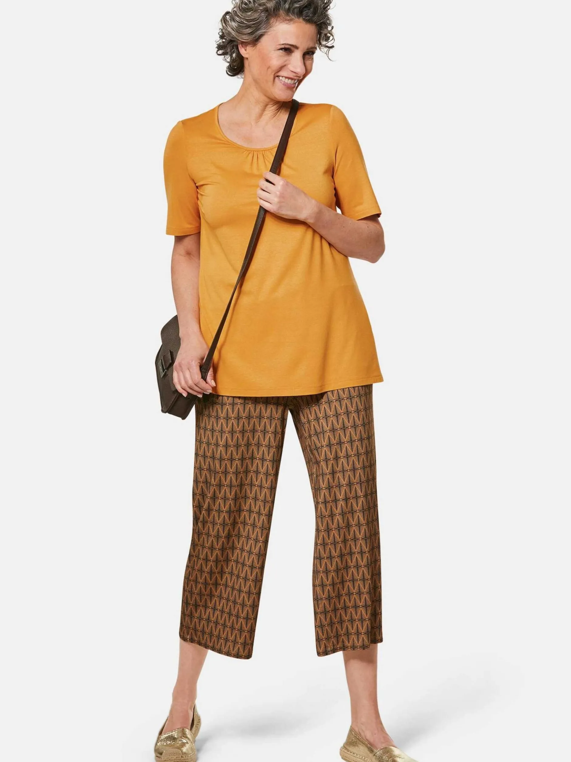 Goldner Damen Kurzarm-Shirts - Kurzgröße in mais