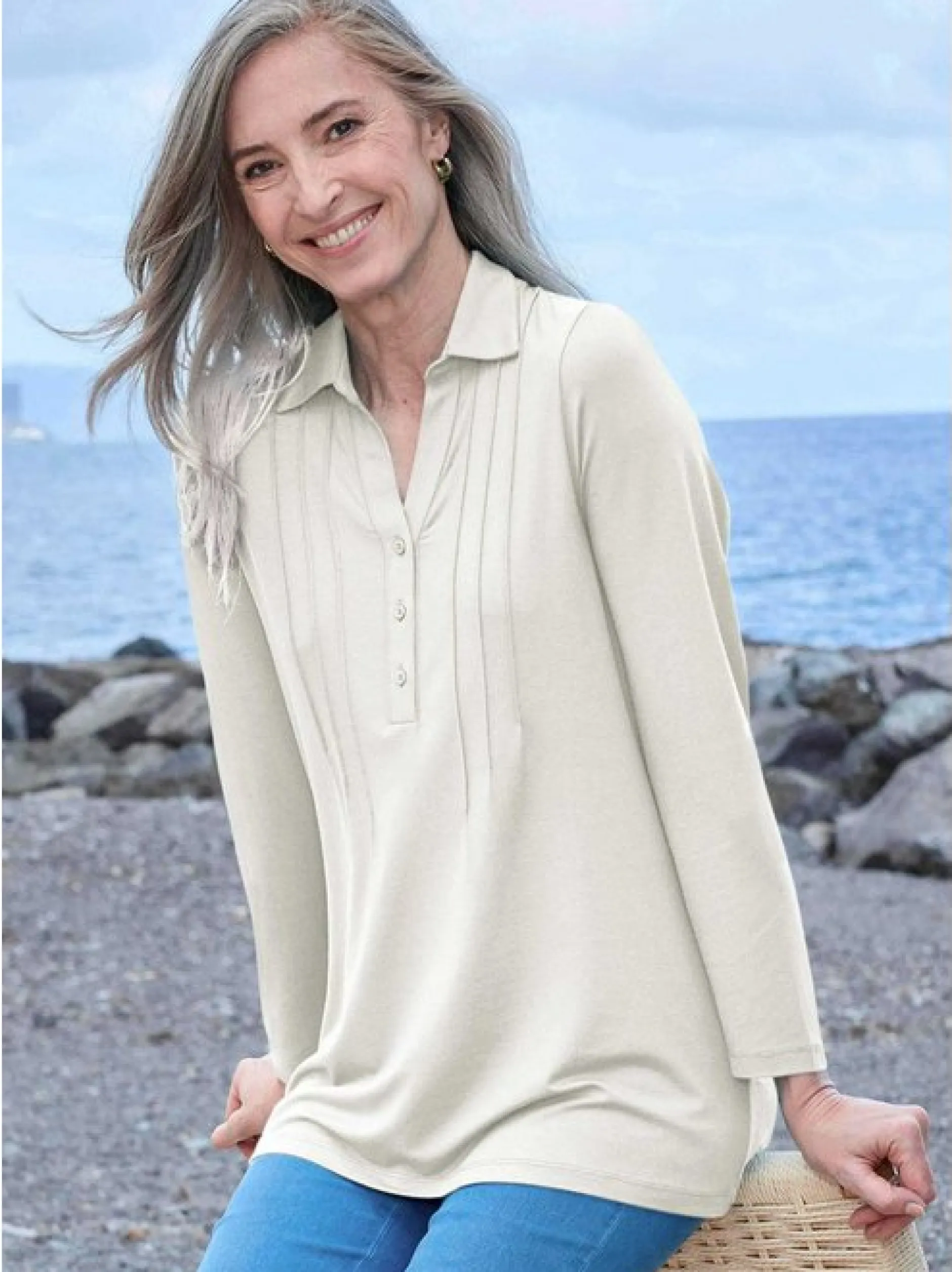 Goldner Damen Longshirts - Kurzgröße in weiß