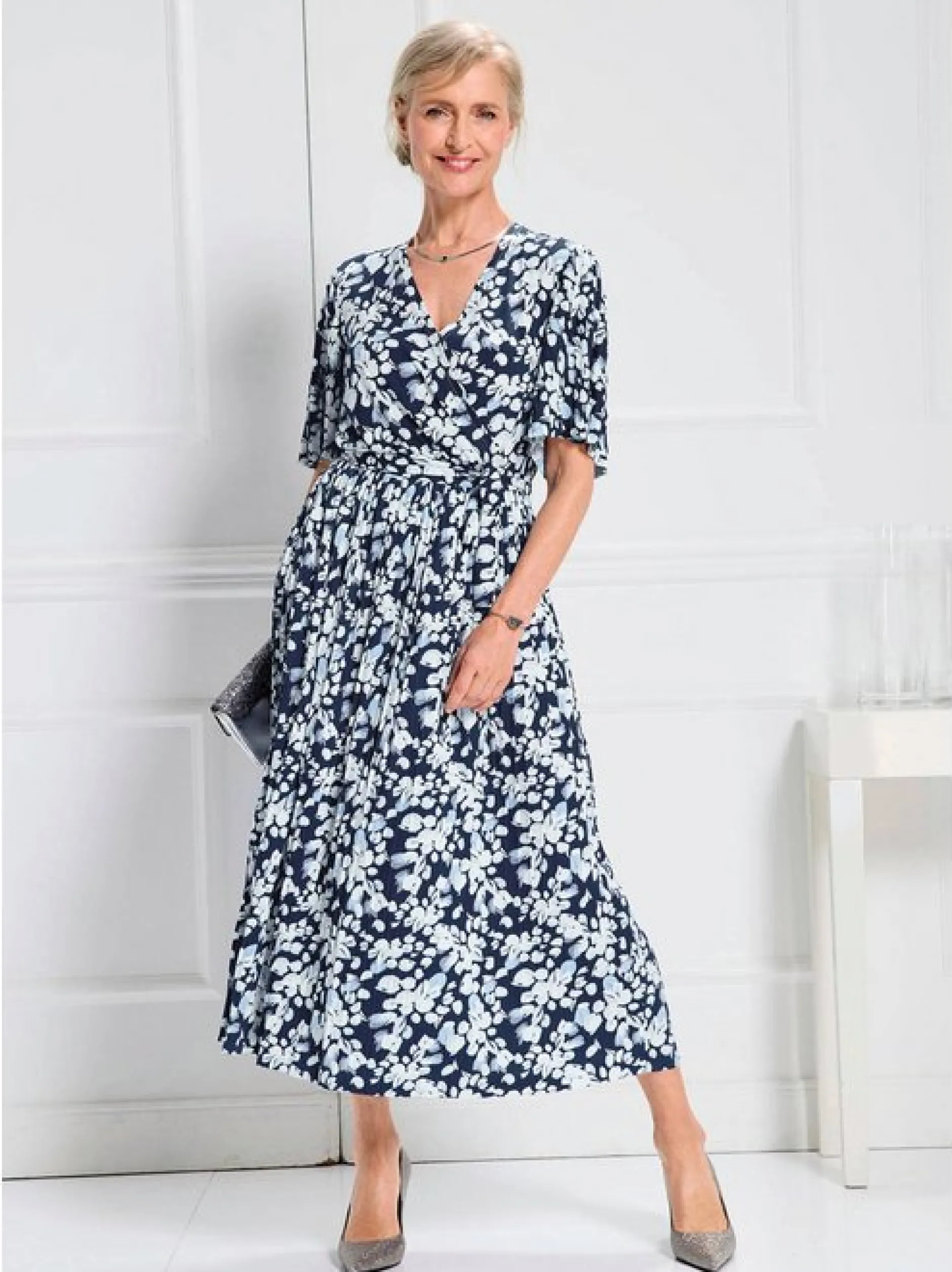Goldner Damen Sommerkleider - Kurzgröße in marine
