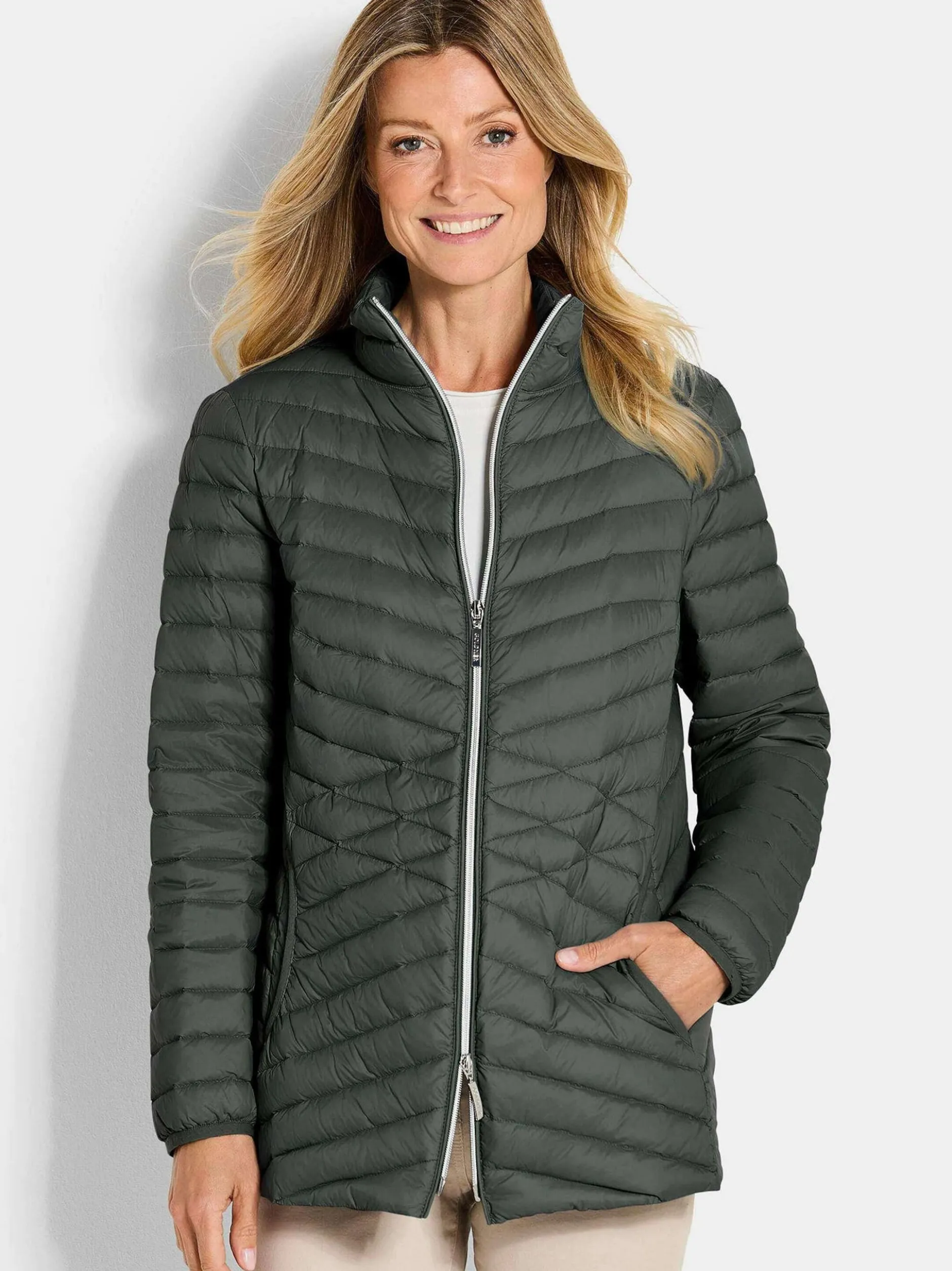 Goldner Damen Steppjacken in khaki