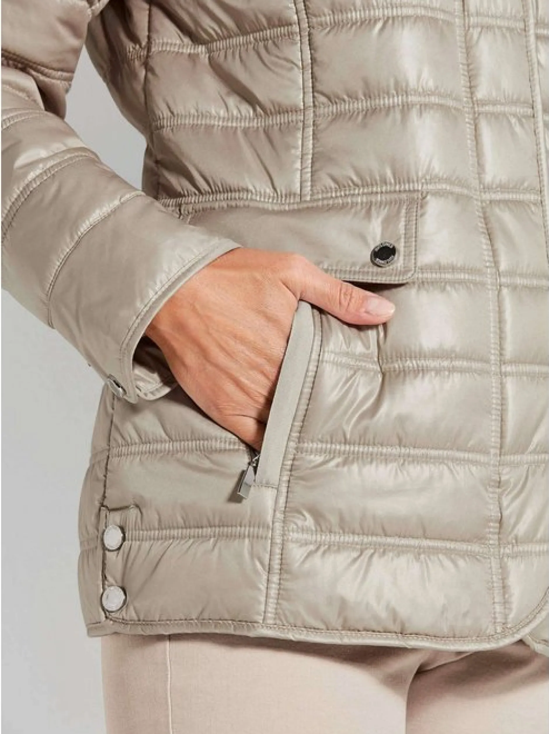 Goldner Damen Steppjacken in beige