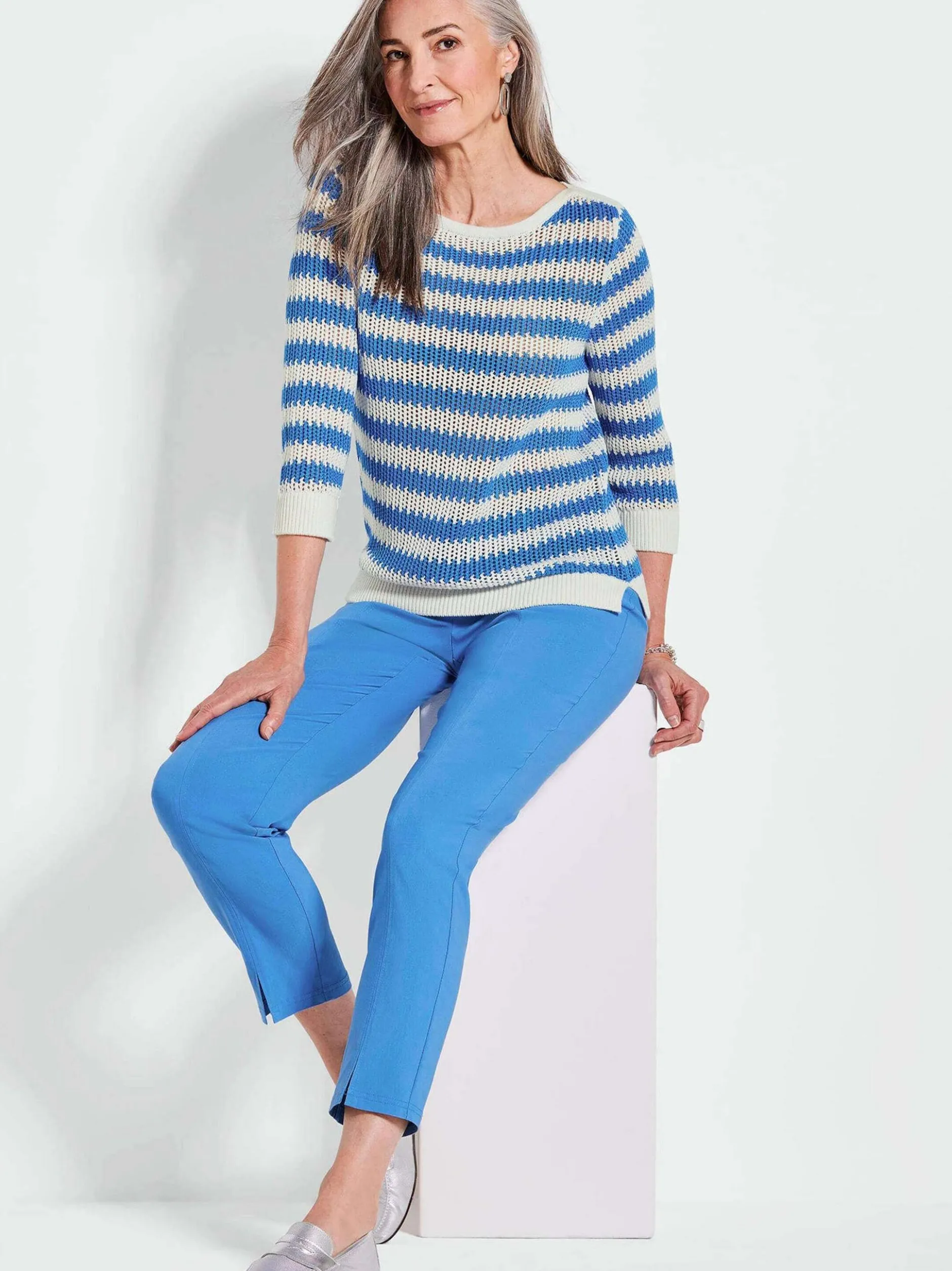 Goldner Damen Strickpullover - Kurzgröße in weiß