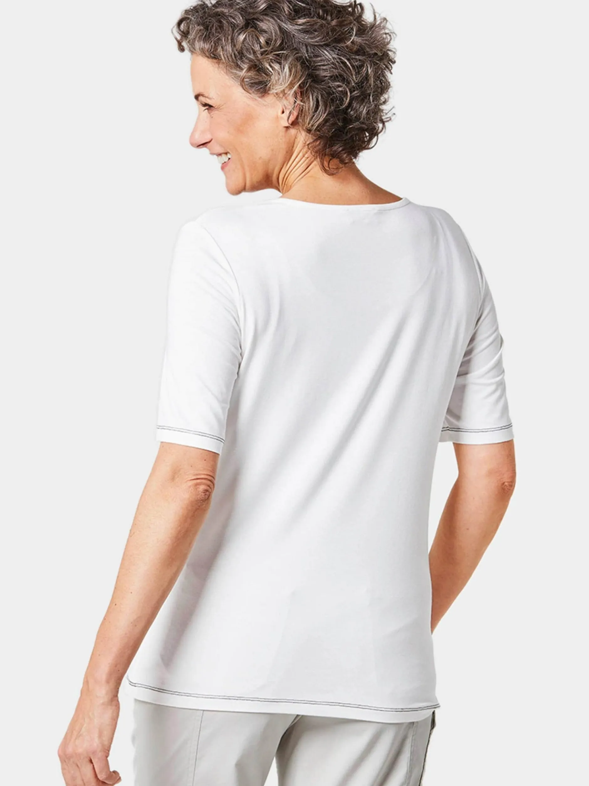 Goldner Damen T-Shirts - Kurzgröße in weiß