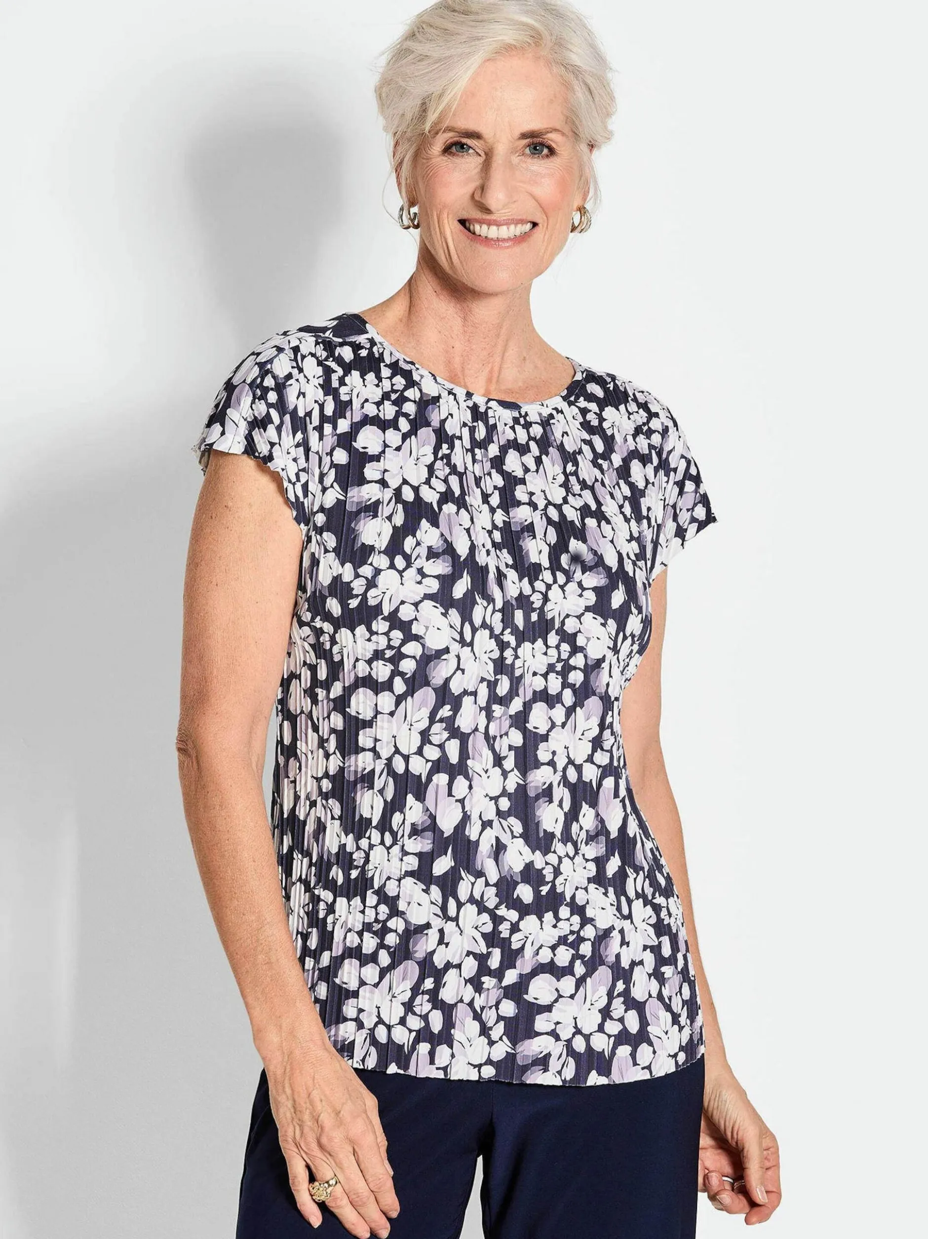 Goldner Damen T-Shirts - Kurzgröße in marine weiß