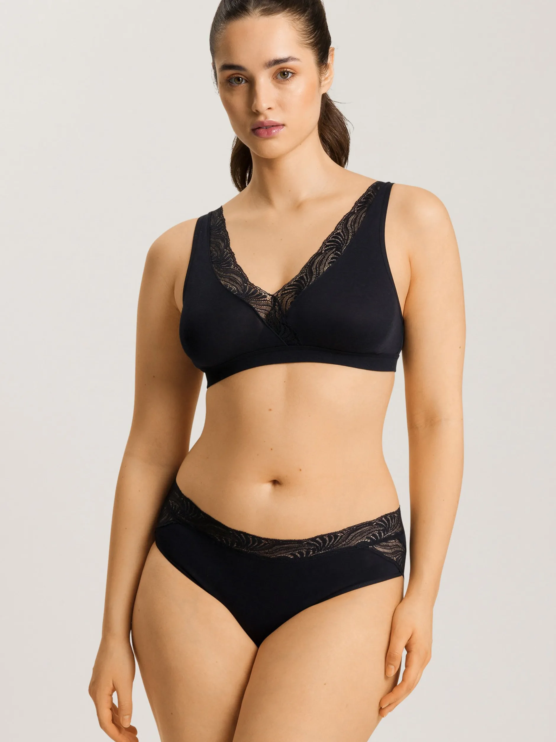 Hanro Damen T-Shirt-BH - Cotton Delight in schwarz