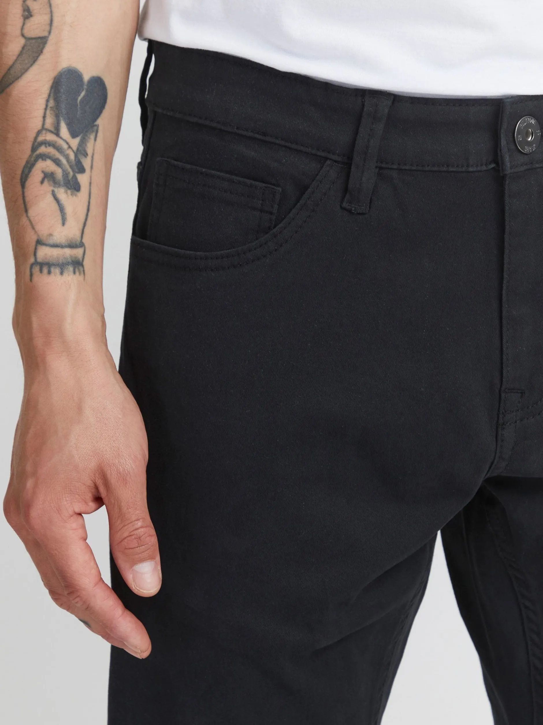 Indicode Herren 5-Pocket-Jeans - IDPokar in schwarz