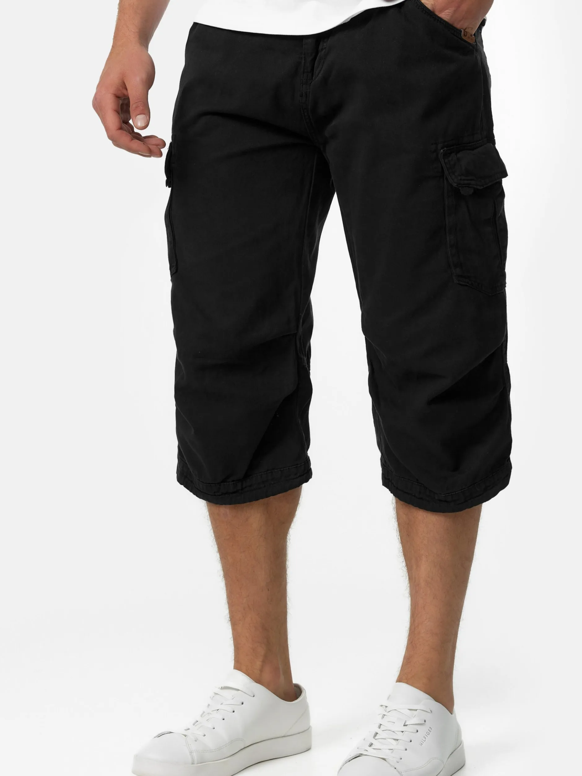Indicode Herren Shorts Cargo - Nicolas Check in schwarz