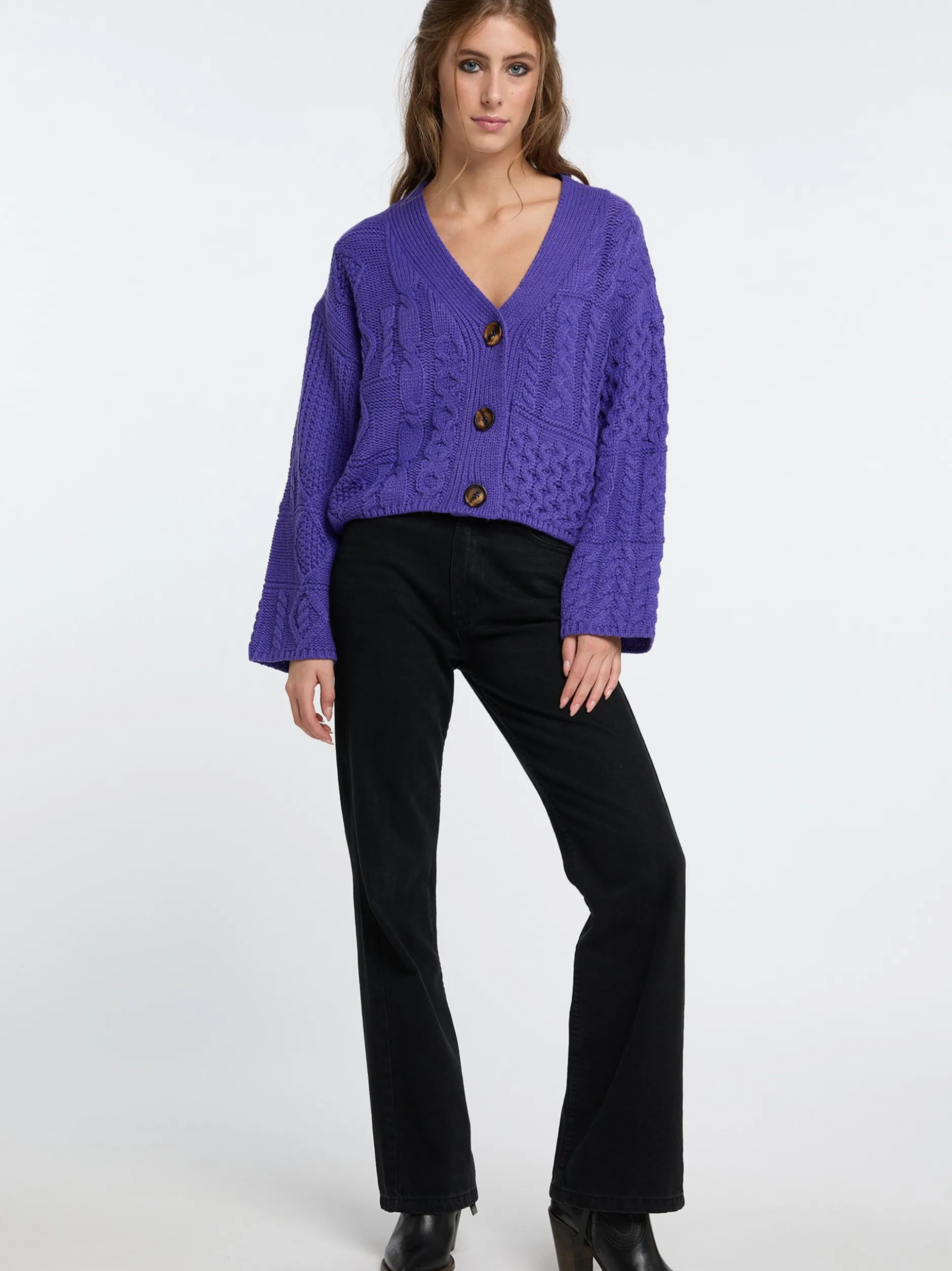 IZIA Damen Cropped Strickjacke in lila