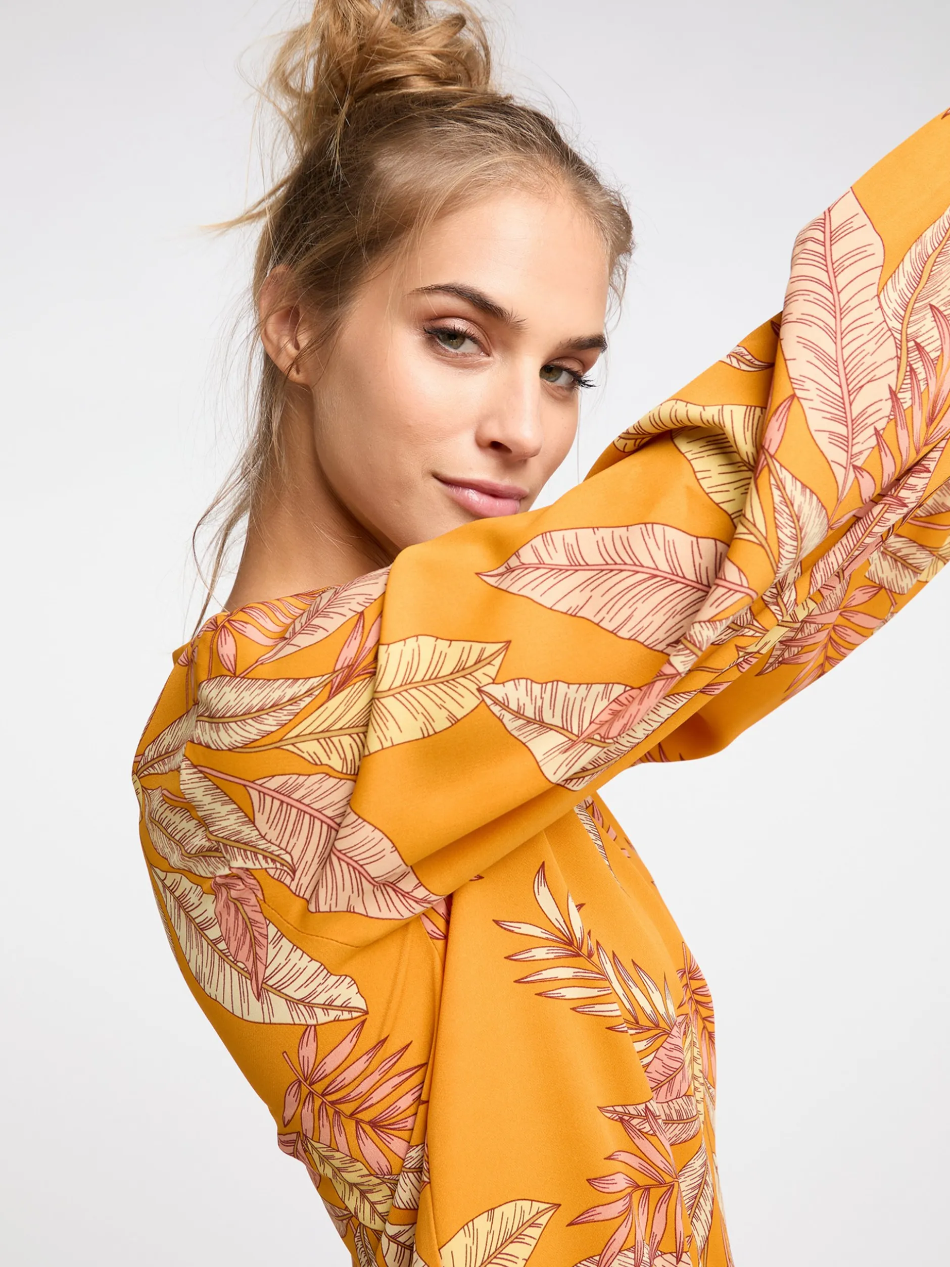 IZIA Damen langarm kleid in orange mehrfarbig