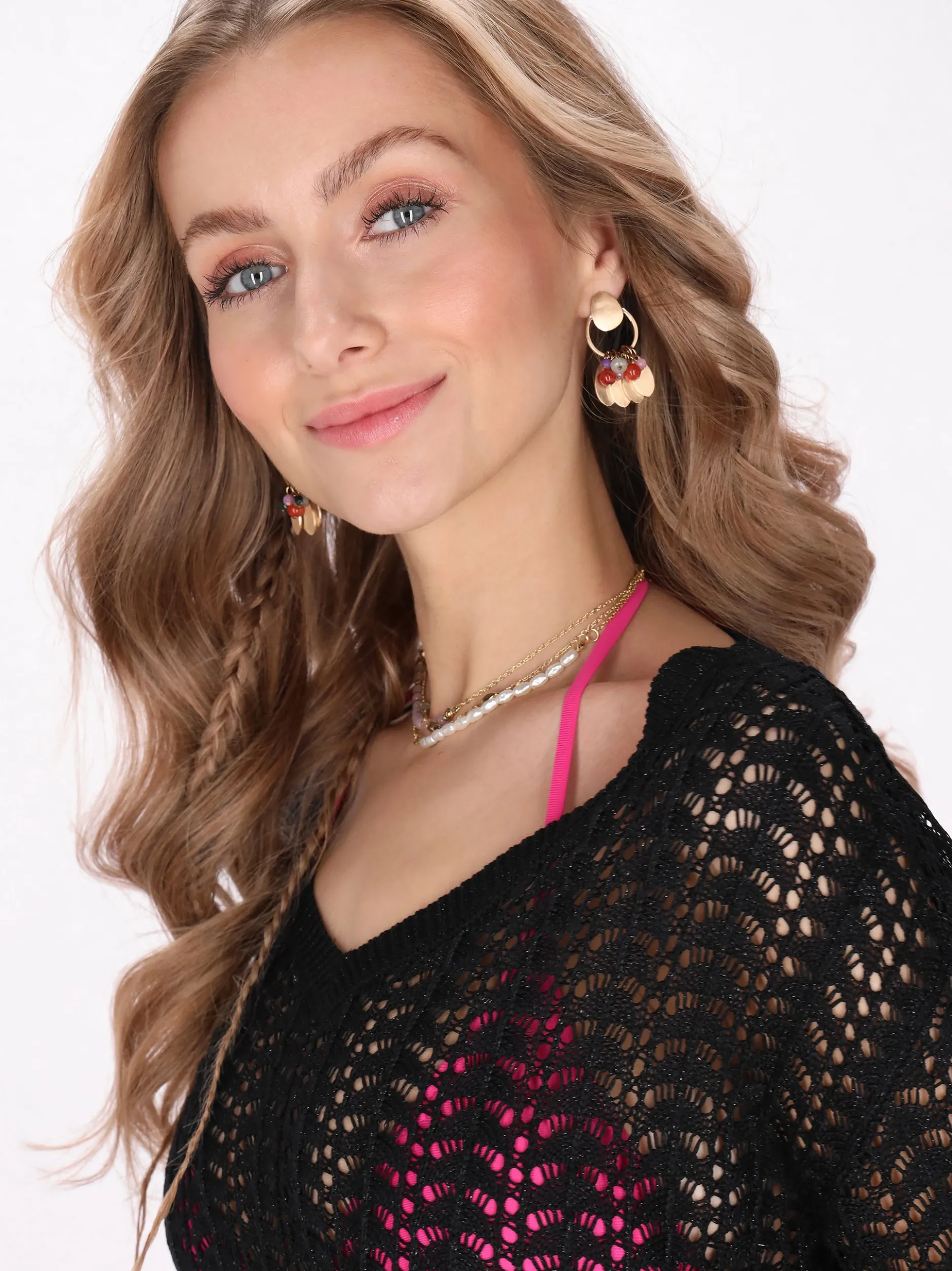 IZIA Damen Pullover in schwarz - Ausschnitt: Rundhals