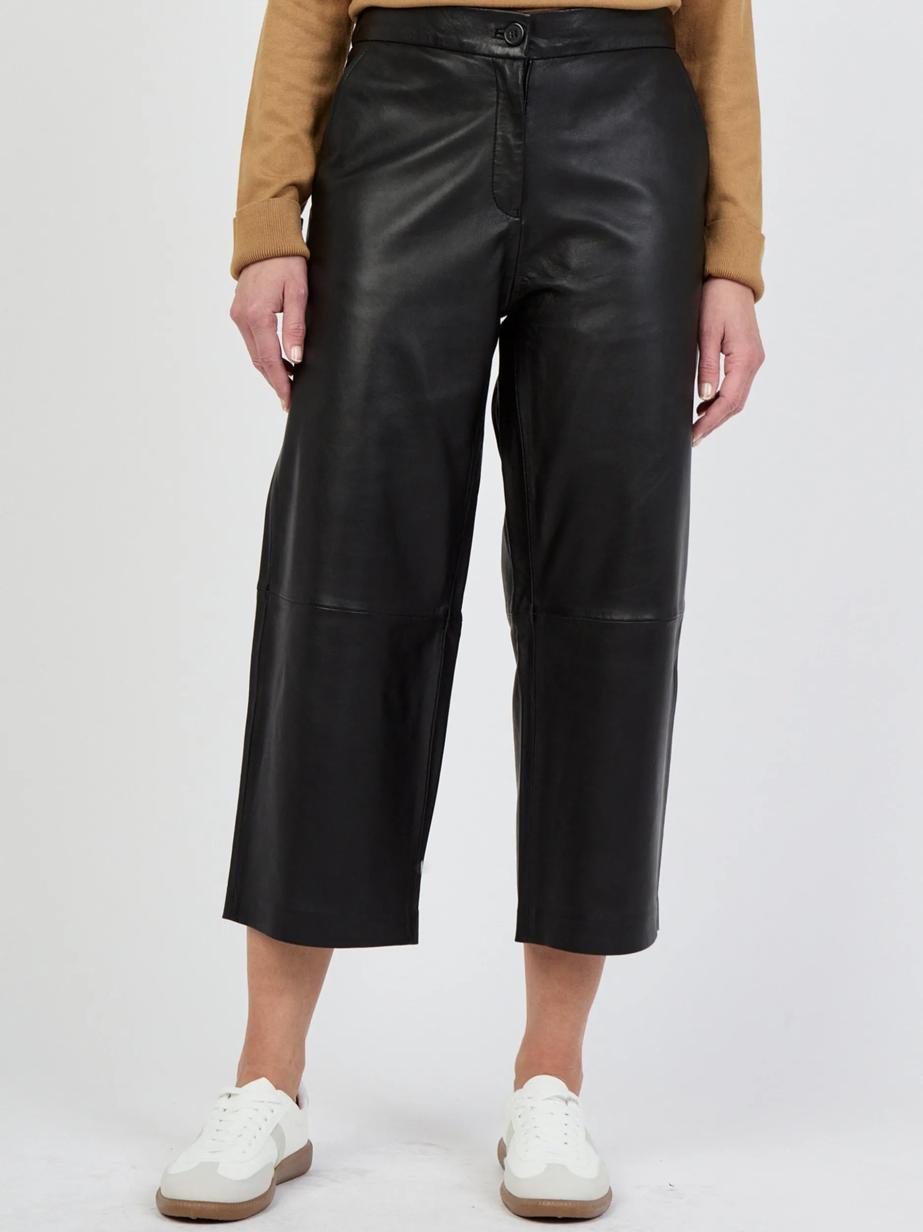 JCC Damen Lederhose in schwarz