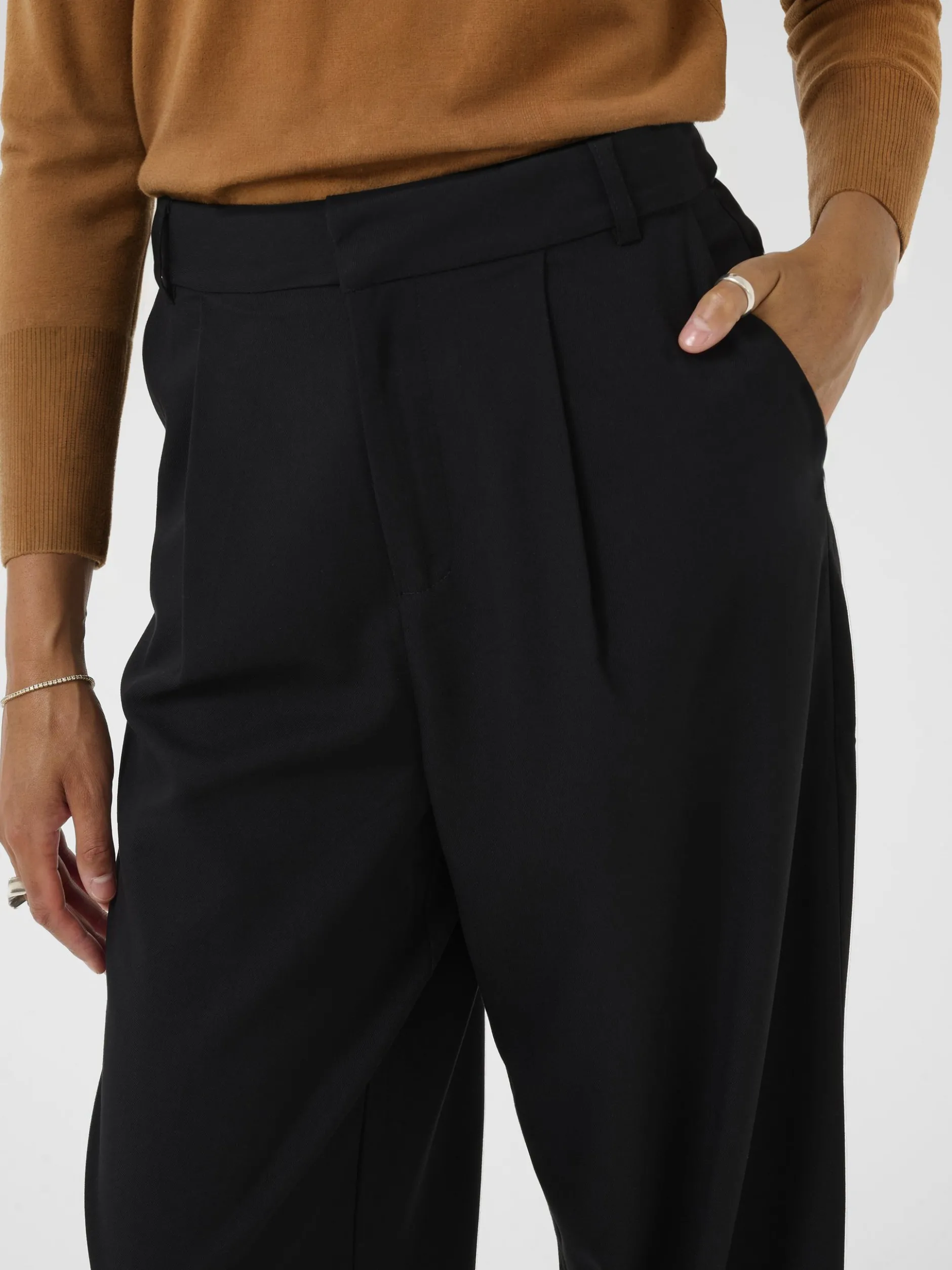 Kaffe Damen Hose KAvaleria Hohe Taille in schwarz