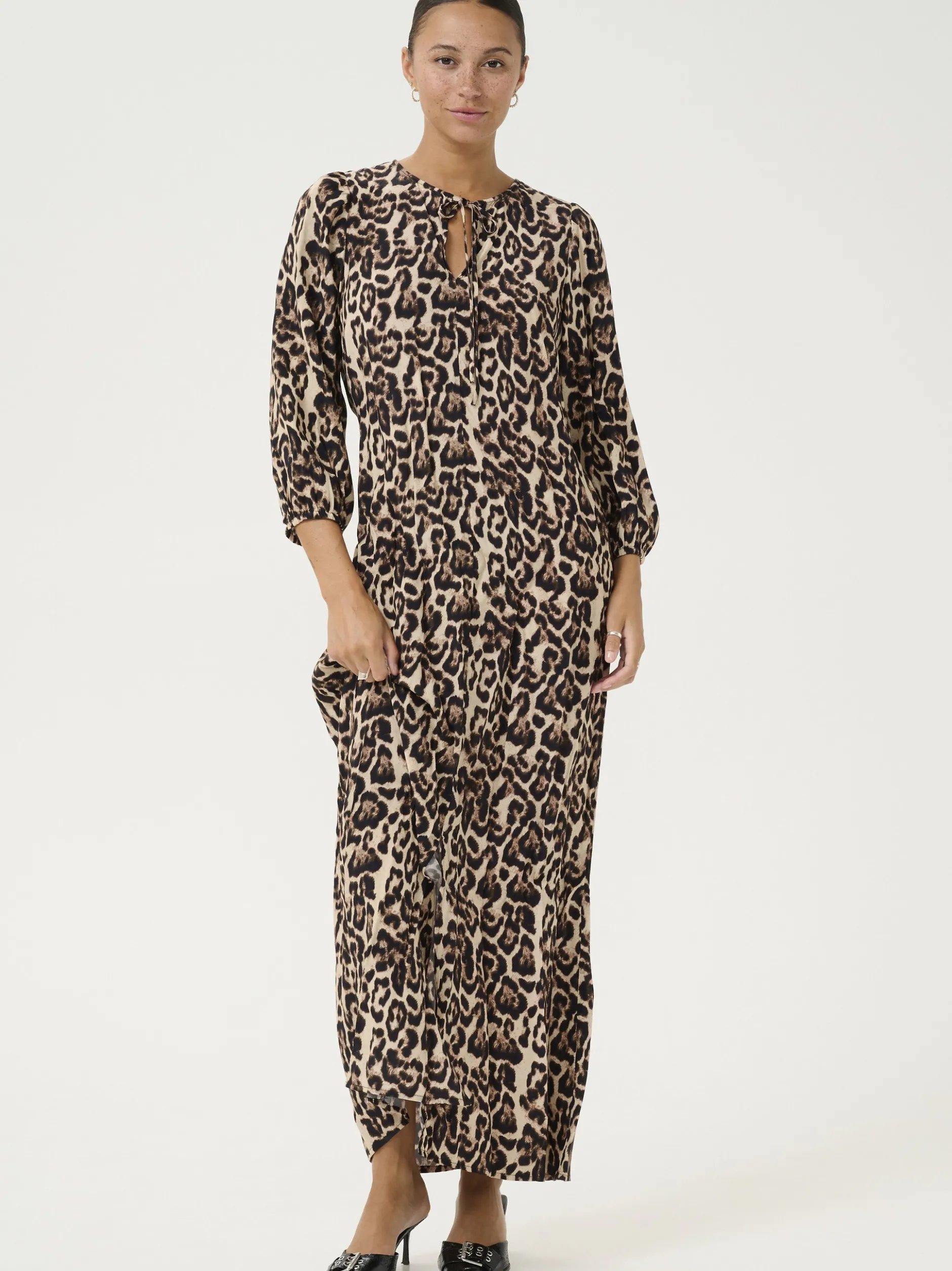 Kaffe Damen Kleid KApedra Elastische Taille in beige schwarz