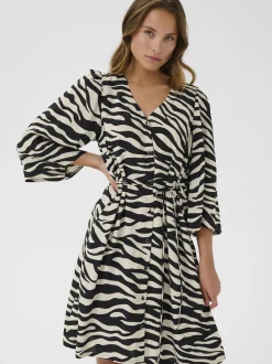Kaffe Damen Kleid KApedra Elastische Taille in schwarz ecru