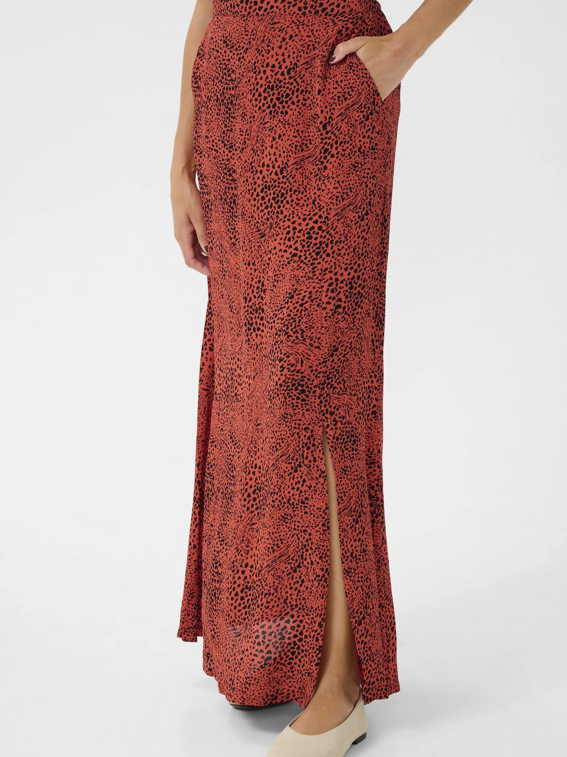 Kaffe Damen Rock KAliana Elastische Taille in rot schwarz
