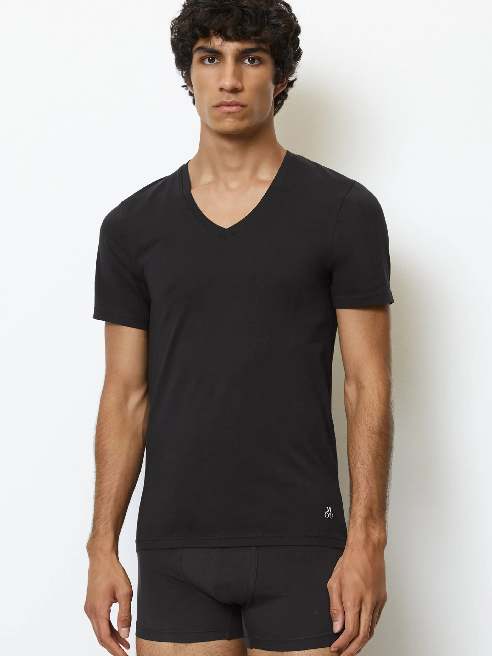 Marc O'Polo Herren V-Shirt - Essentials in schwarz