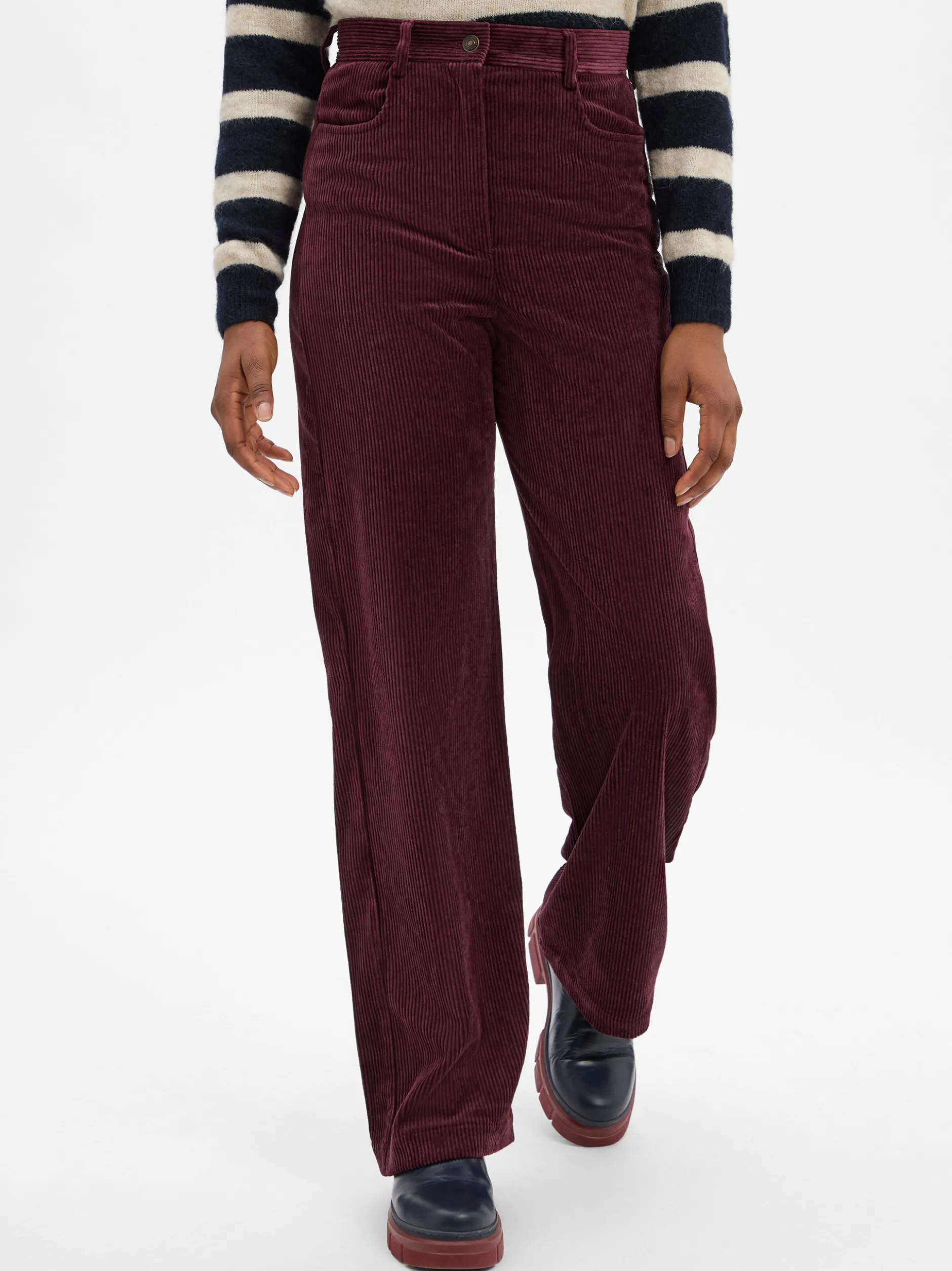 Marie Lund Damen Cordhose in aubergine - Länge: lang