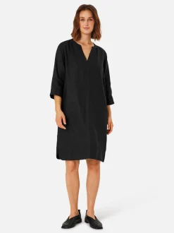 Masai Damen knielanges Blusenkleid in schwarz