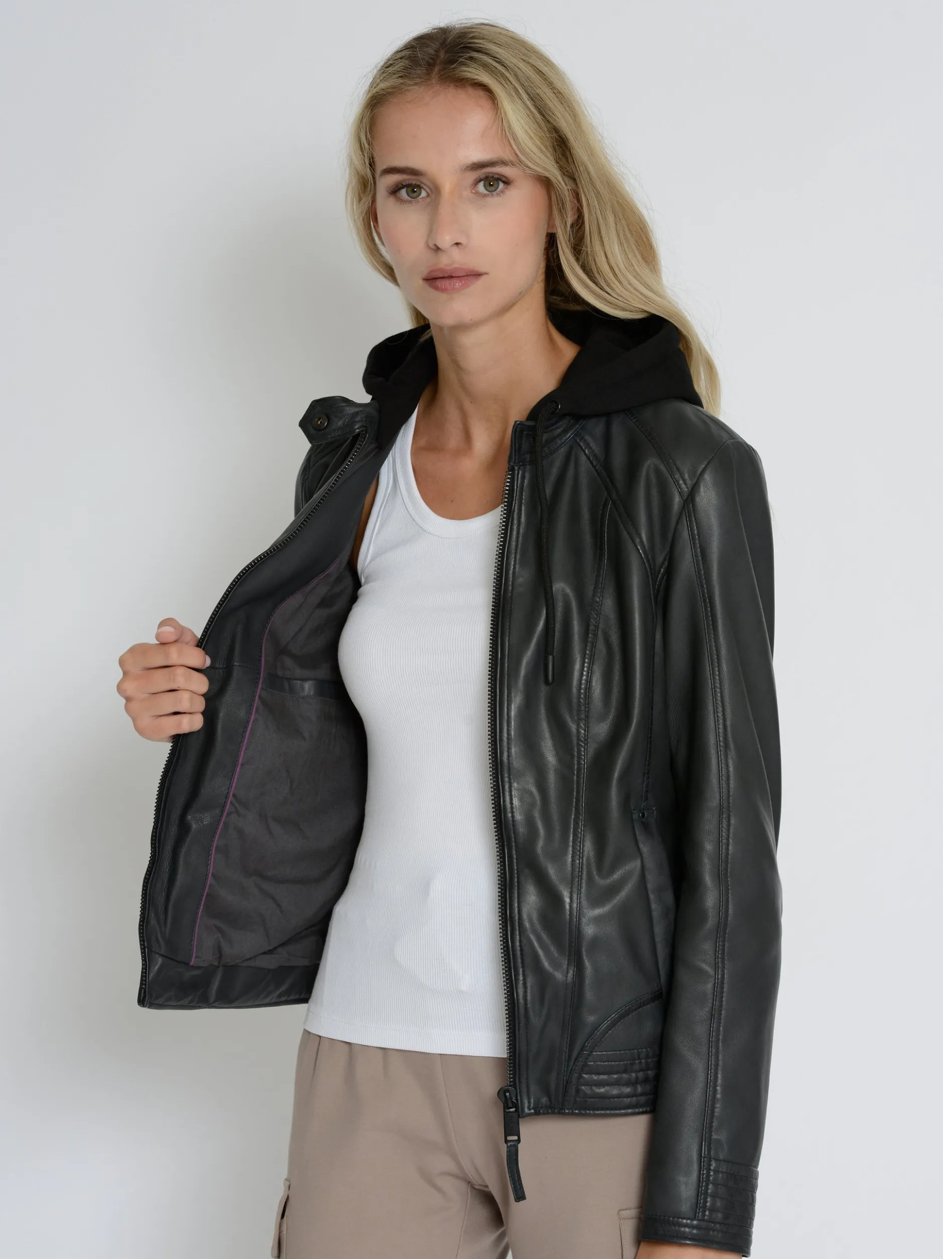 Mustang Damen Lederjacke in grau