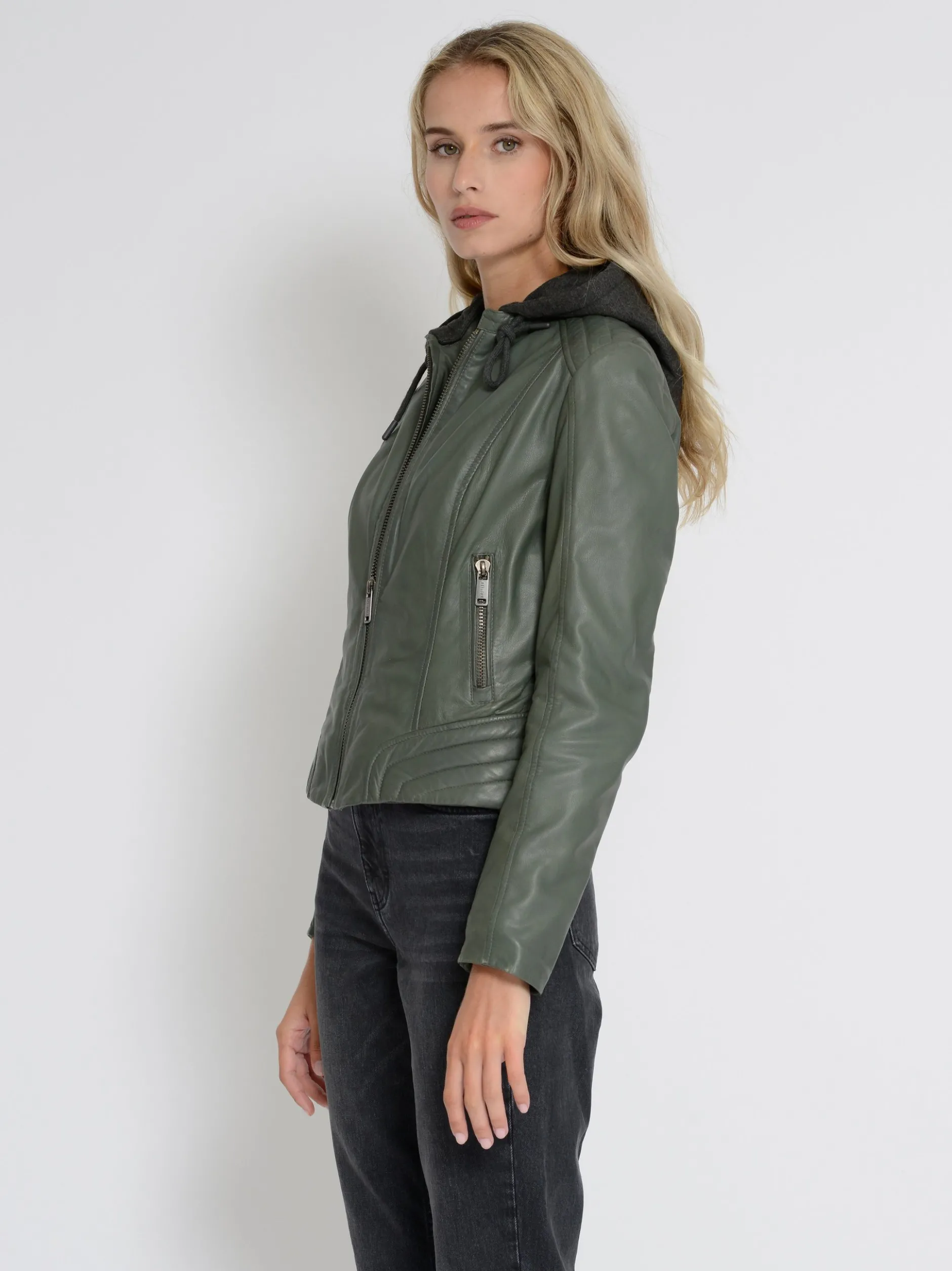 Mustang Damen Lederjacke in oliv