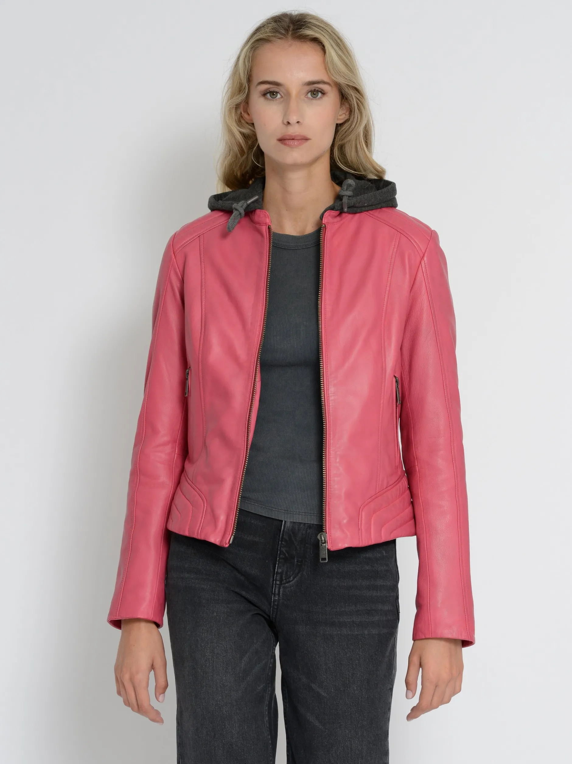 Mustang Damen Lederjacke in rot