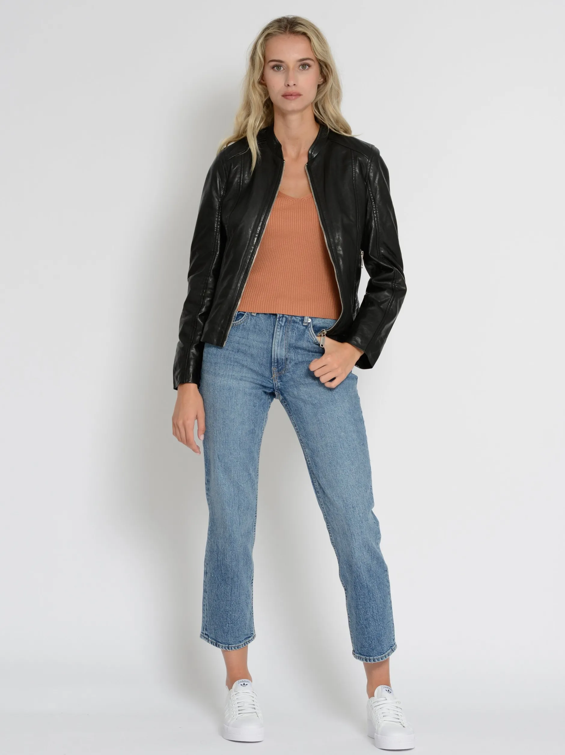 Mustang Damen Lederjacke in schwarz