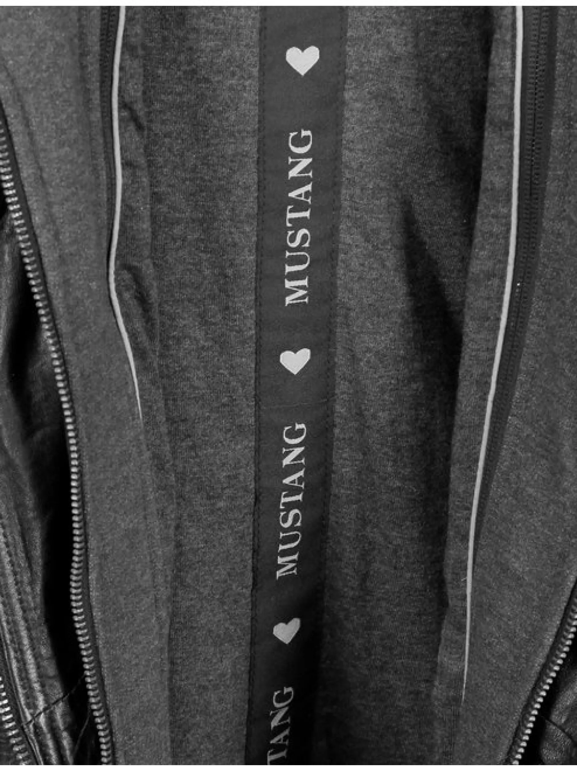 Mustang Damen Lederjacke in schwarz
