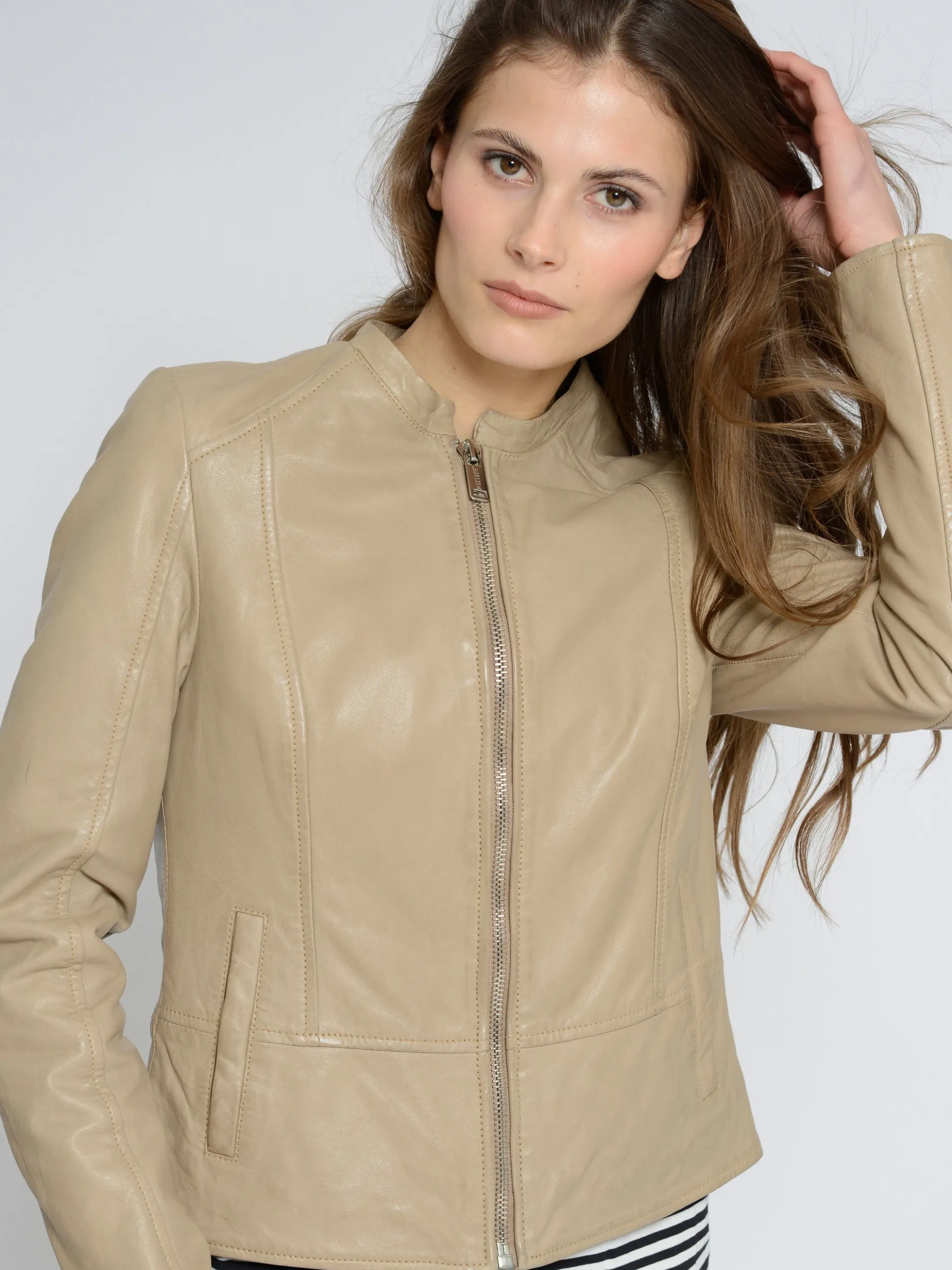 Mustang Damen Lederjacke in sand