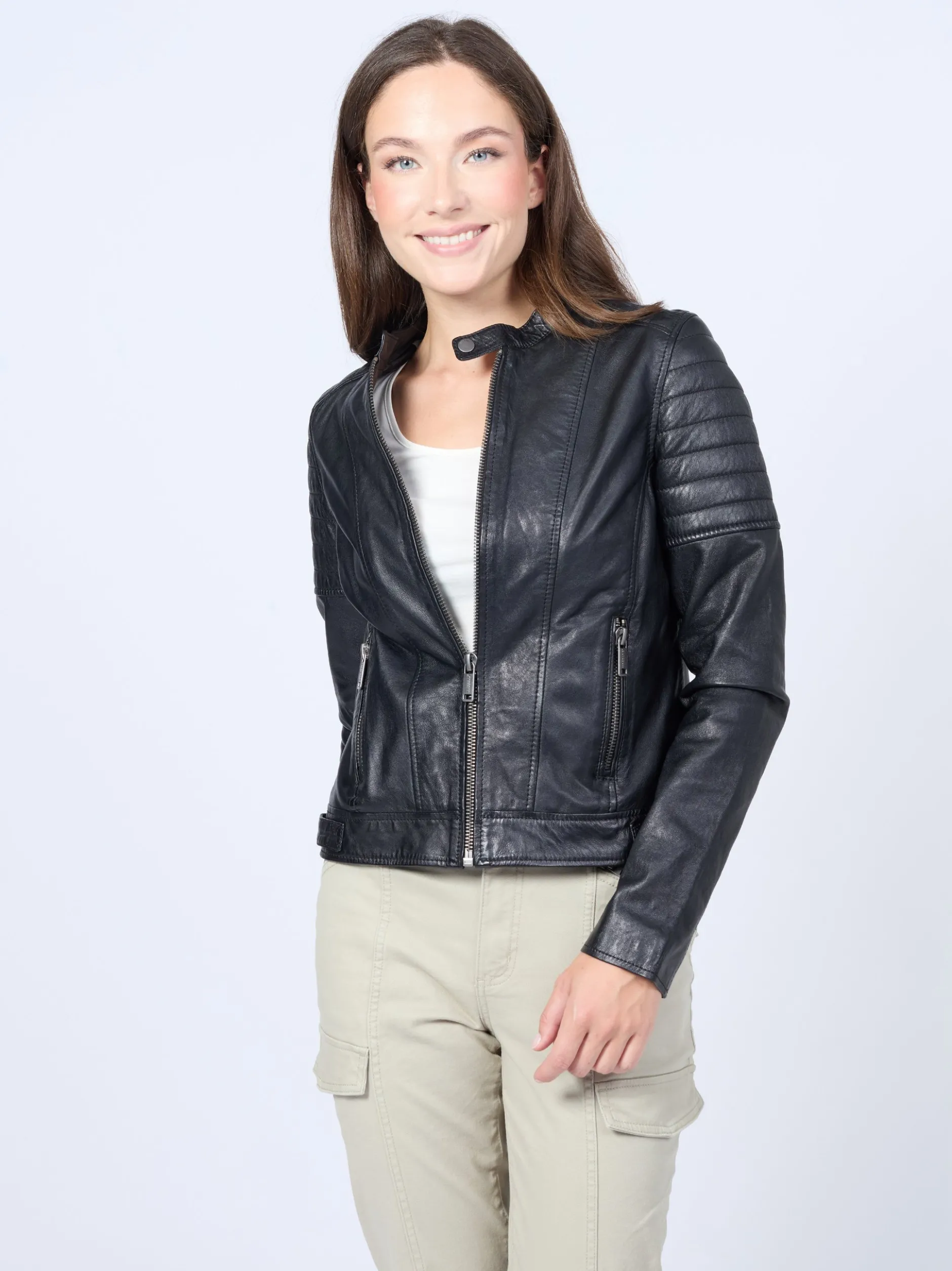 Mustang Damen Lederjacke in schwarz