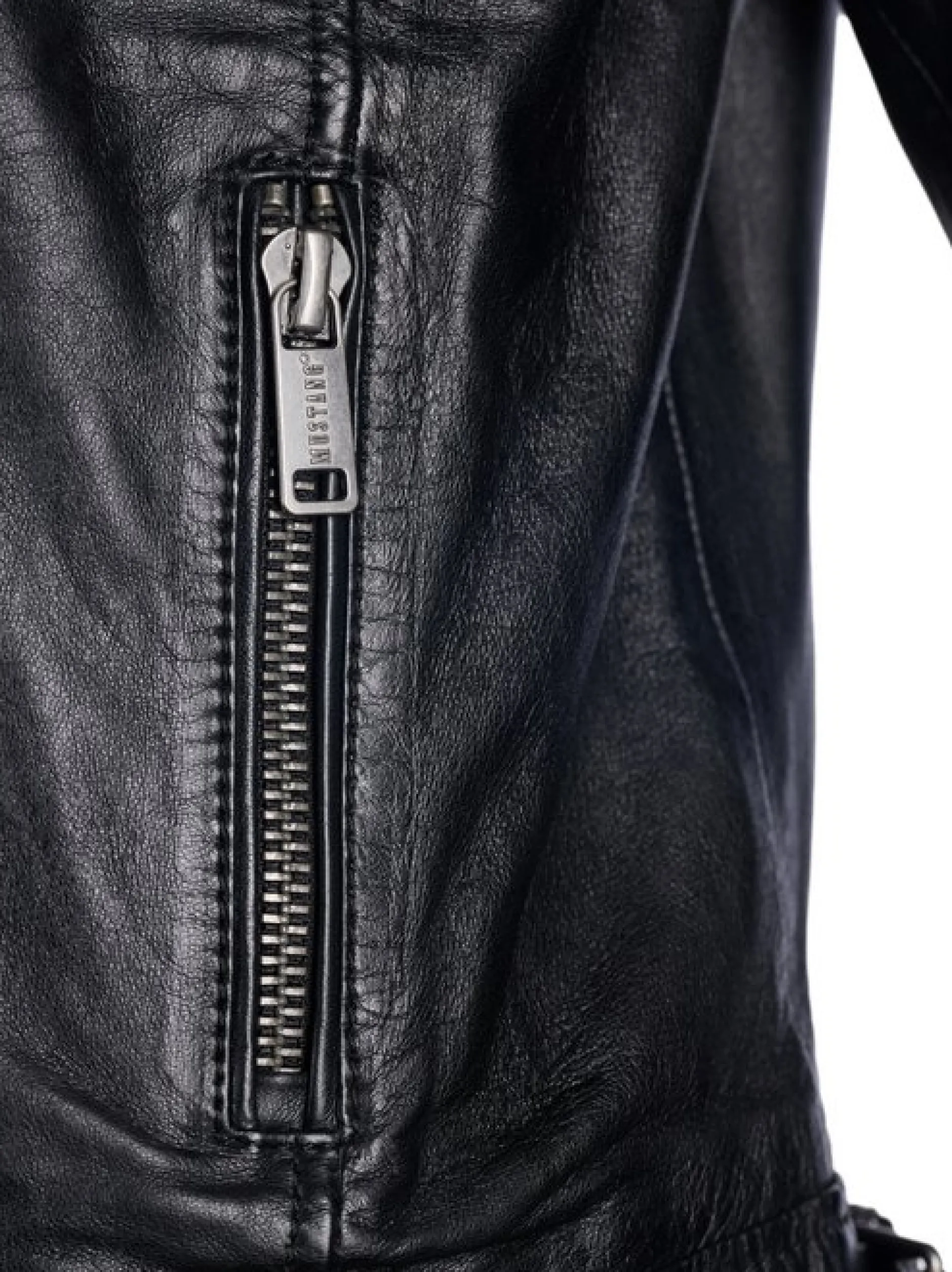 Mustang Damen Lederjacke in schwarz