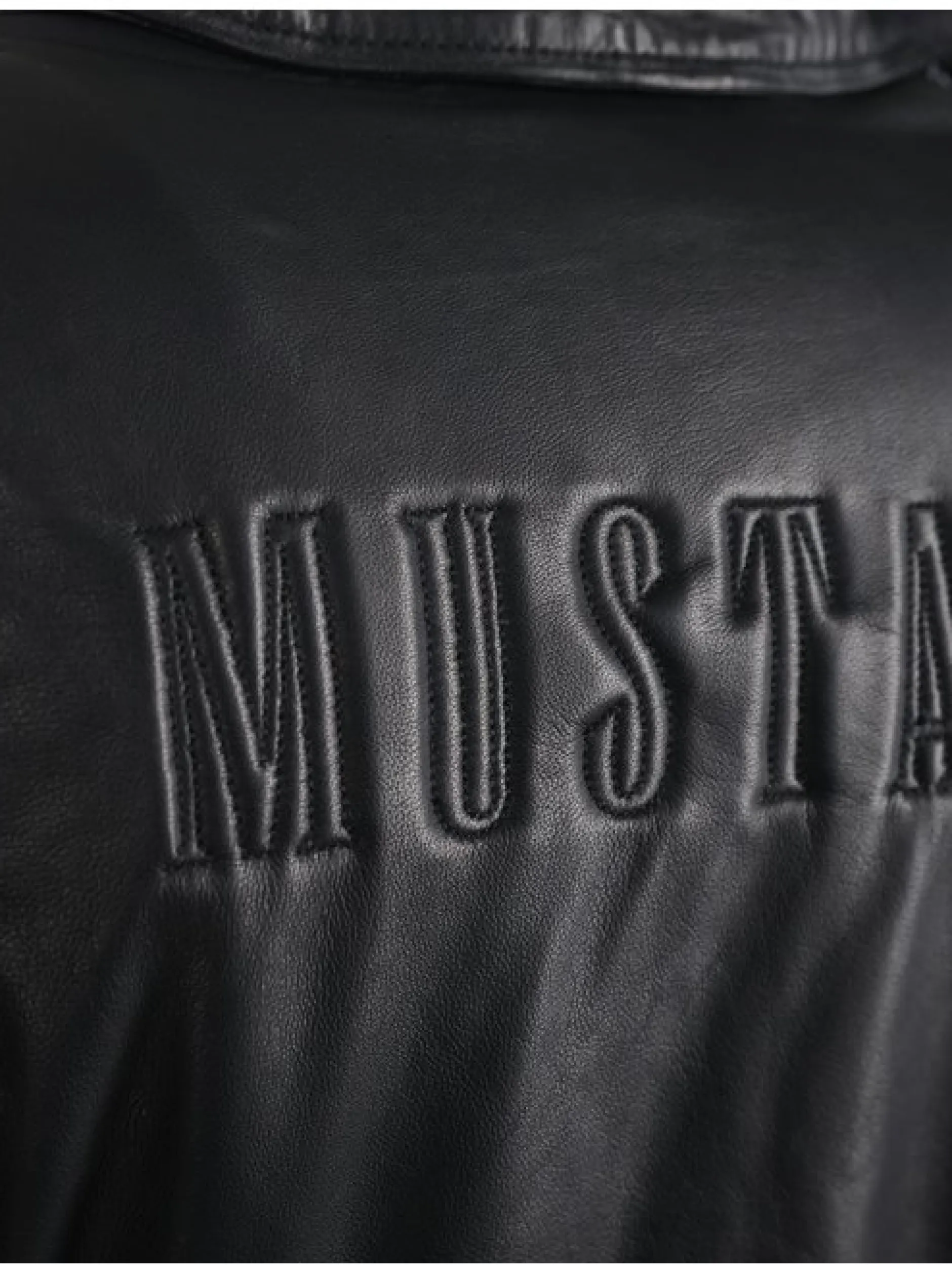 Mustang Damen Lederjacke in schwarz
