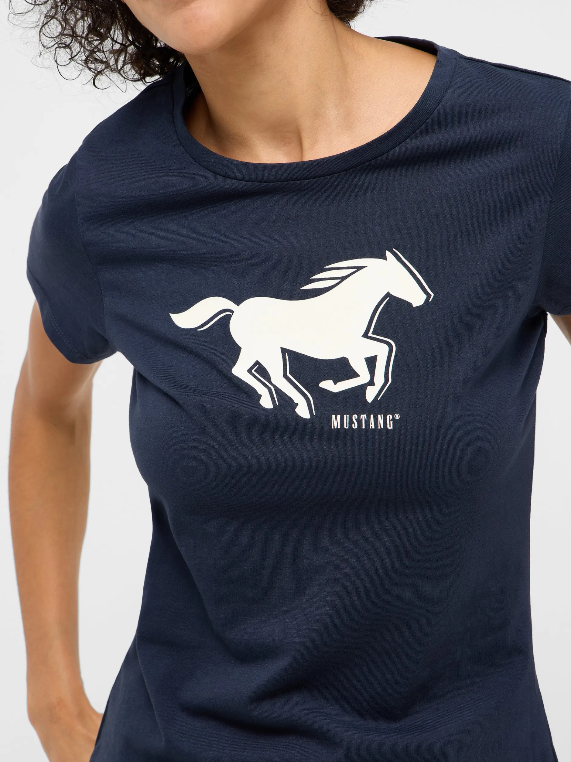 Mustang Damen T-Shirt in marine - Ausschnitt: Rundhals