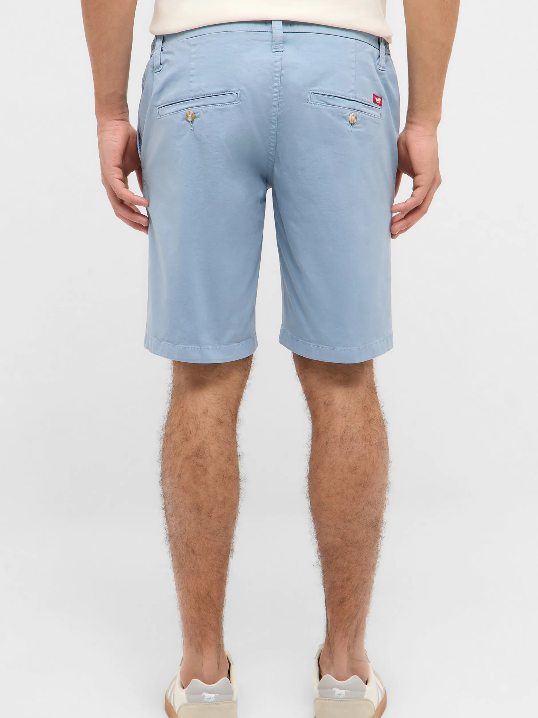 Mustang Herren Chinoshorts in hellblau
