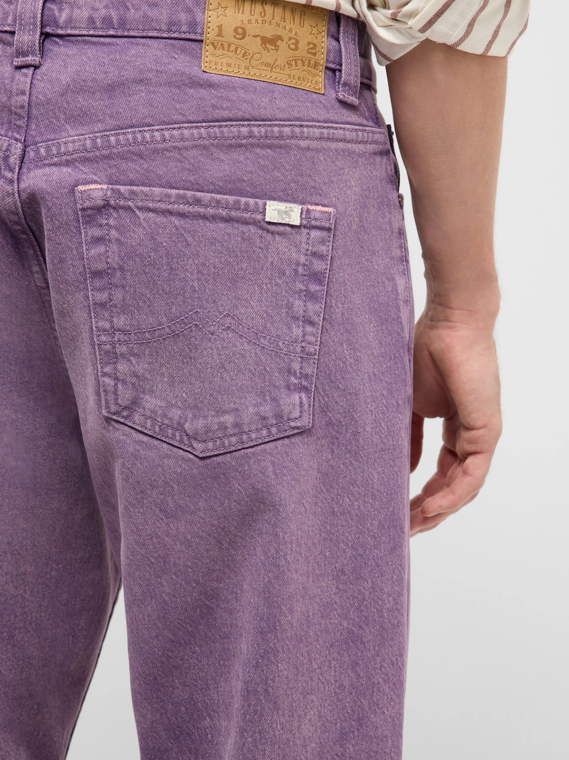 Mustang Herren Jeans in lila