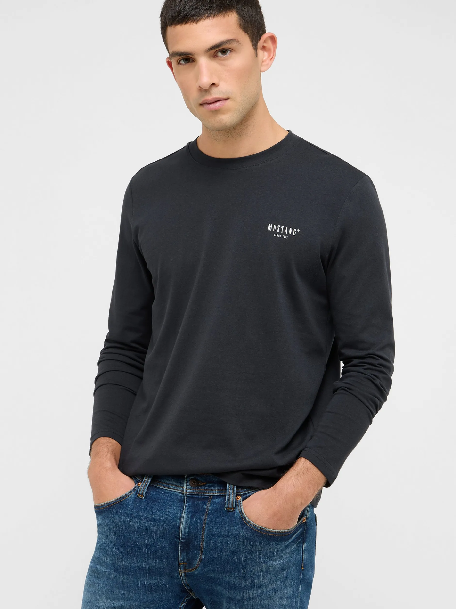 Mustang Herren Langarmshirt in schwarz - Ärmel: langarm