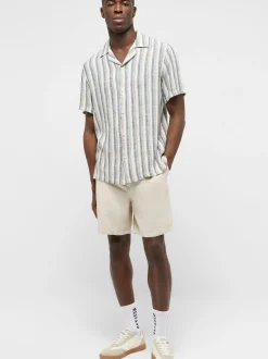 Mustang Herren Sweatshorts in sand