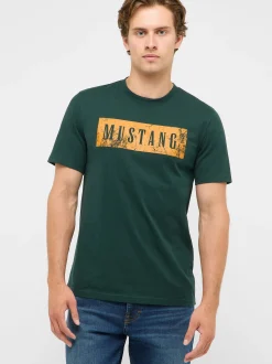 Mustang Herren T-Shirt in grün - Ausschnitt: Rundhals