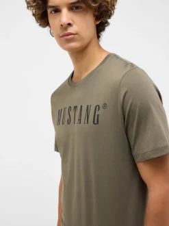 Mustang Herren T-Shirt in grün - Ausschnitt: Rundhals
